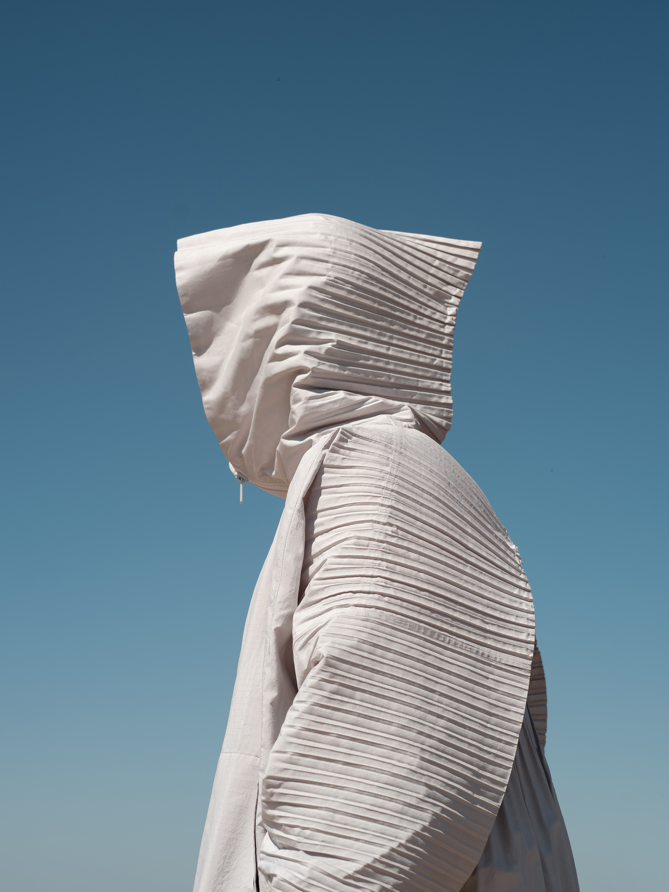 Pictures in the Sand Fall Winter 2023 photographed by Olivia Arthur