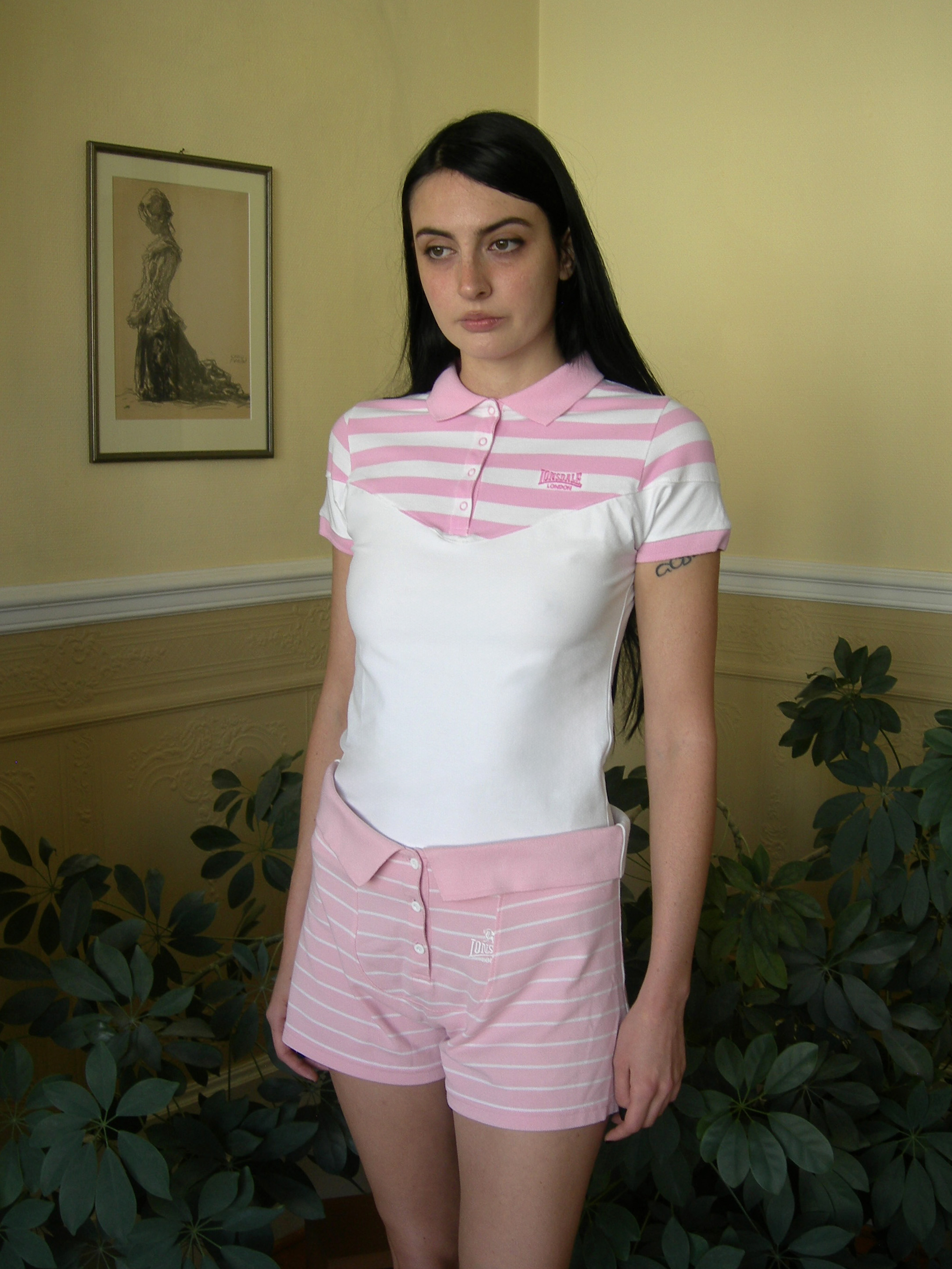 Polo top, white and baby pink / 150€