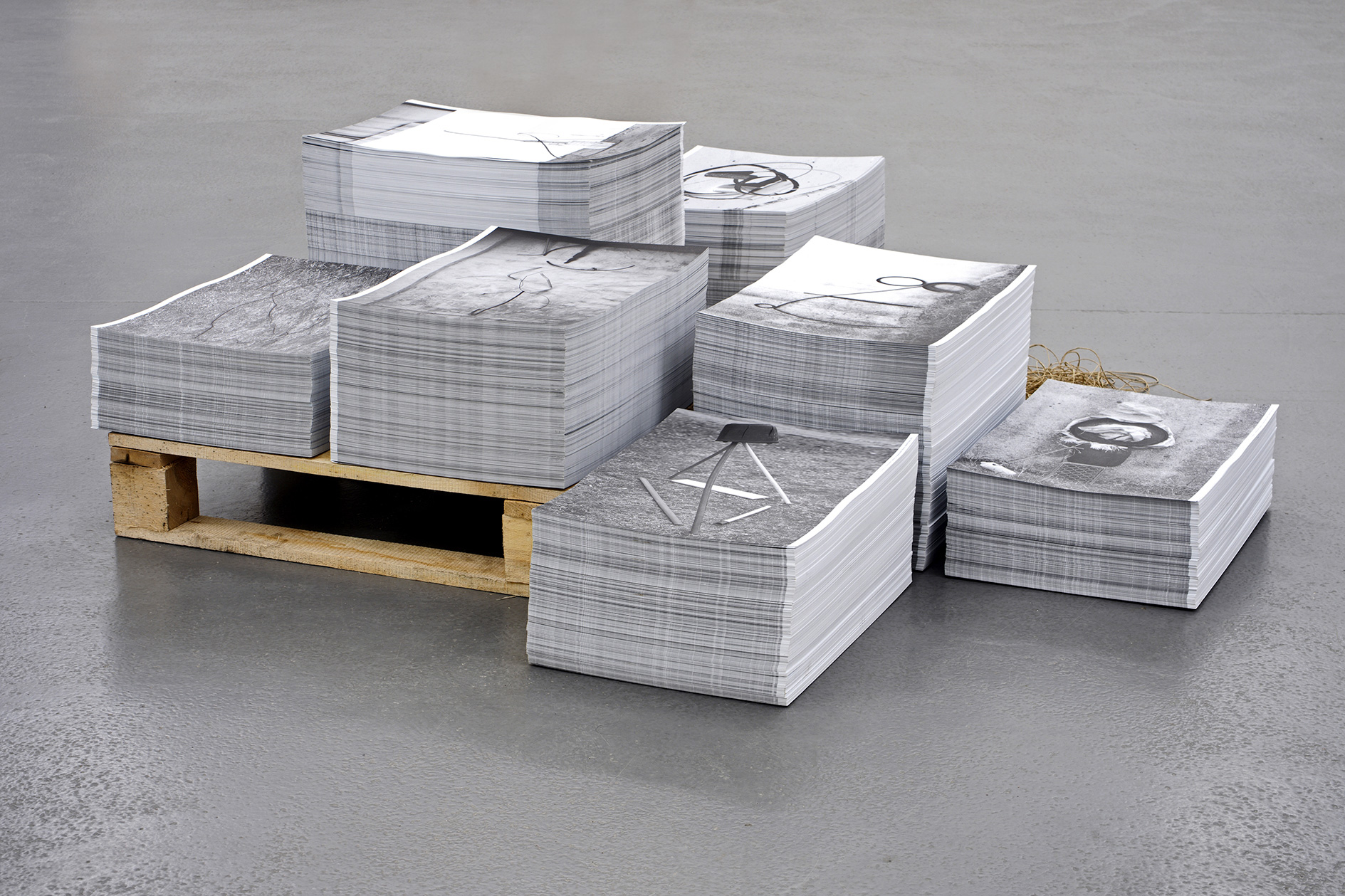 installation view of 'Impermanent Sculptures (of Indestructible Objects)', 8 paper blocks à Din A3, at group show 'Nurture', Fotogalerie Wien, 2022