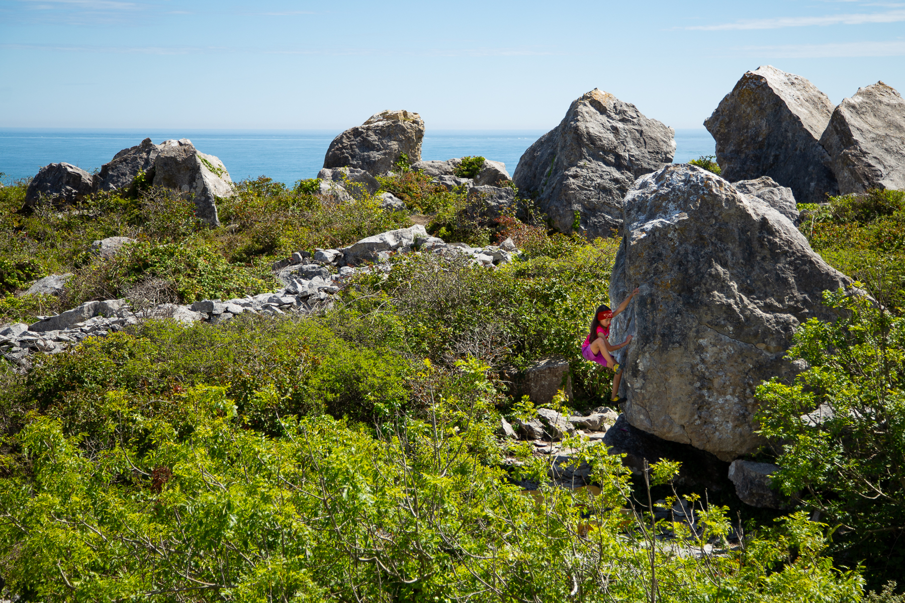 Rose Merrett bouldering "One for the Road" 7a, Portland, UK, 2020