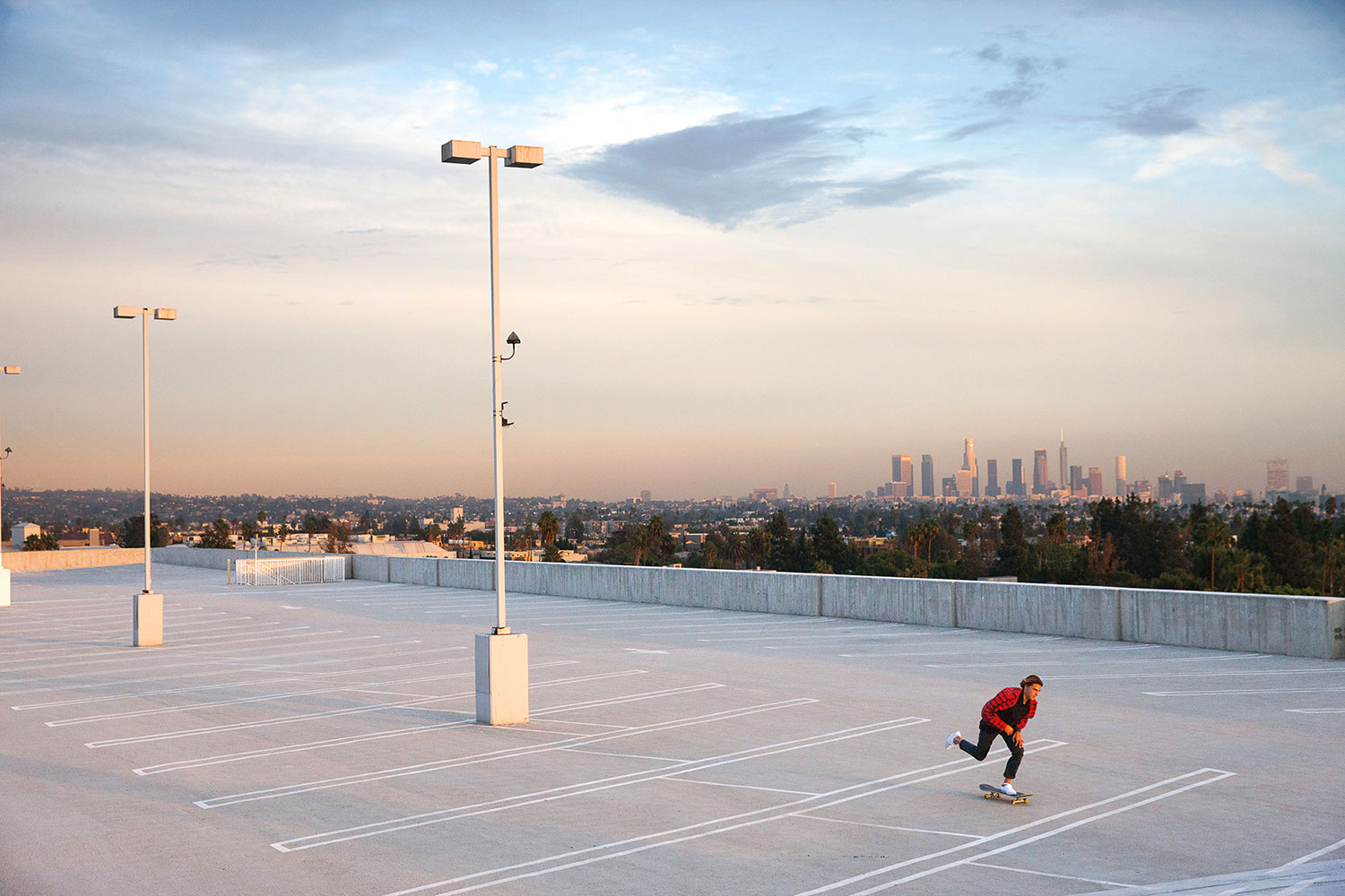 NIXON |  CURREN CAPLES