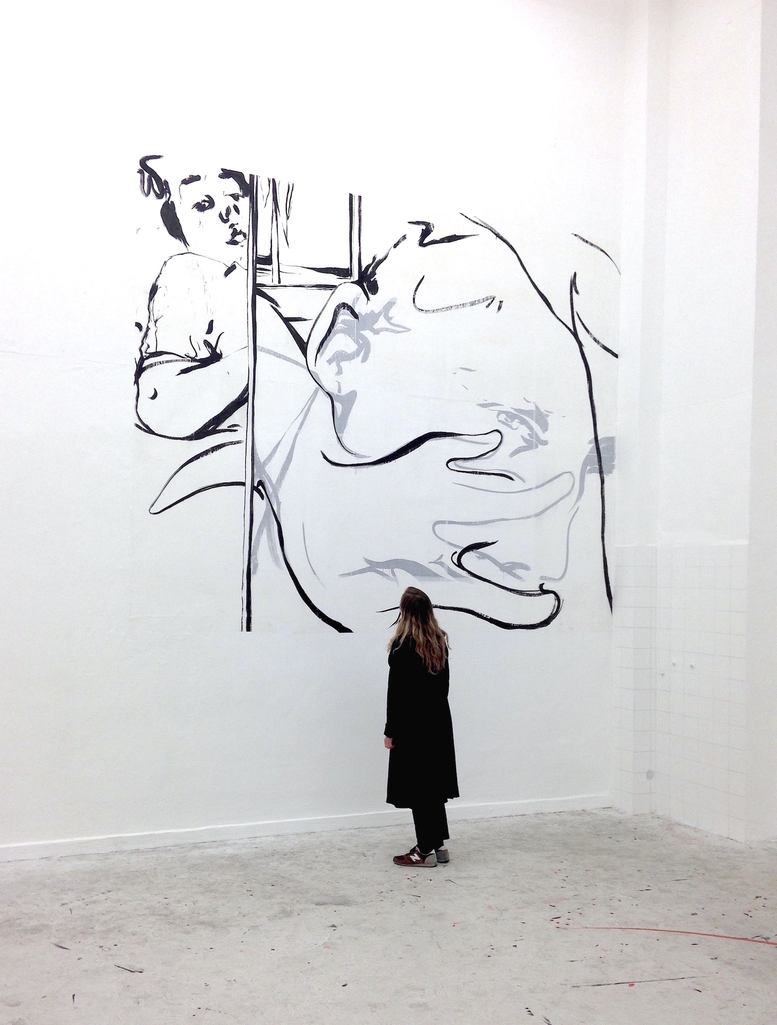 “Mirrored boy”, Black ink on and between silk paper, bonded up to four layers, 320 x 250 cm, 2017, Installation view during the Thesis show at Kunstakademie Düsseldorf, 2017, Photo: Mena Moskopf