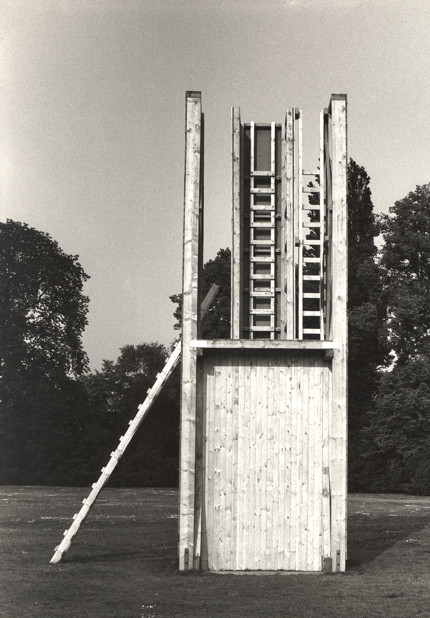  Alice Aycock, The Beginnings of a Complex (for Documenta), 1977