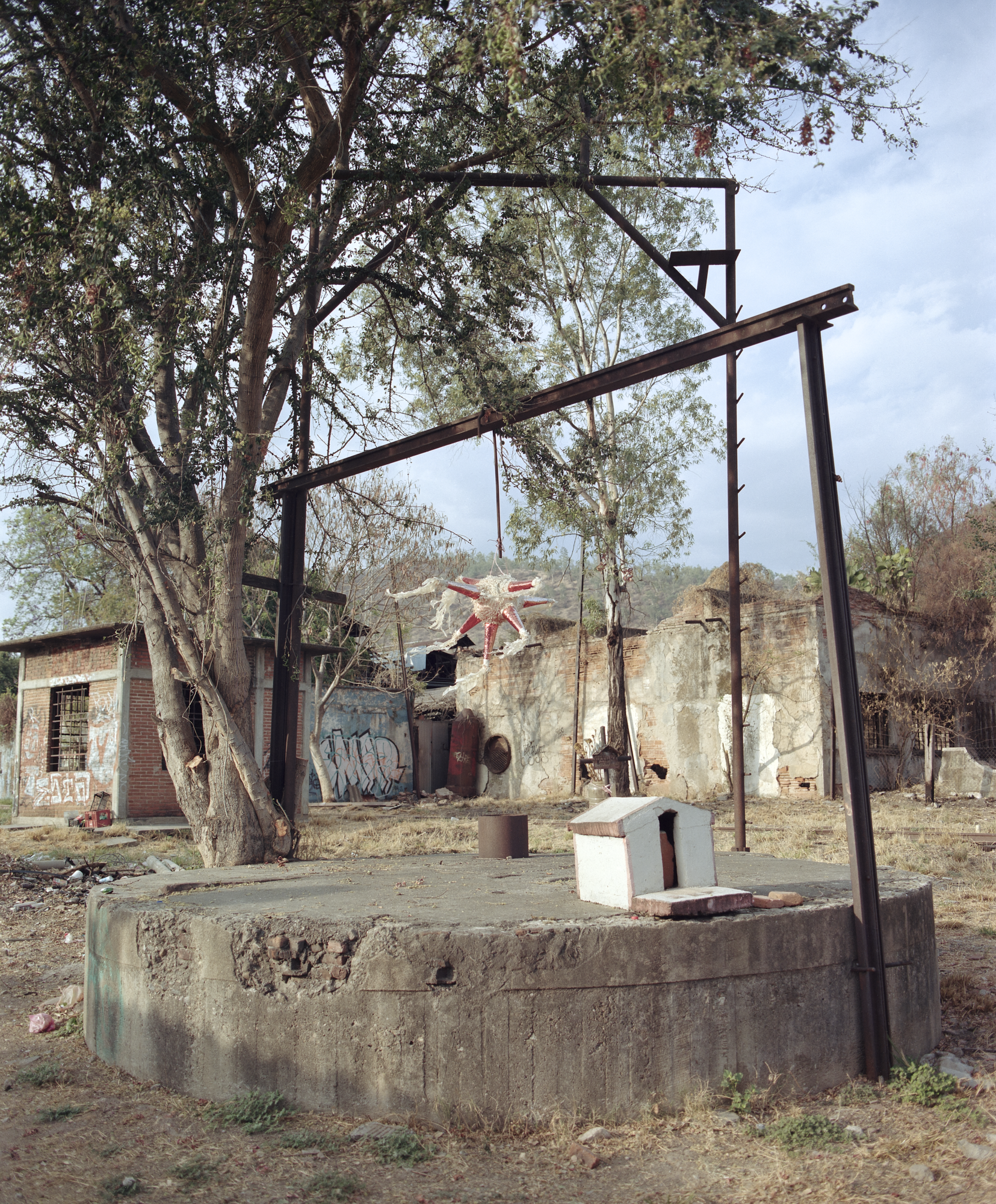 32/35, Untitled 2022