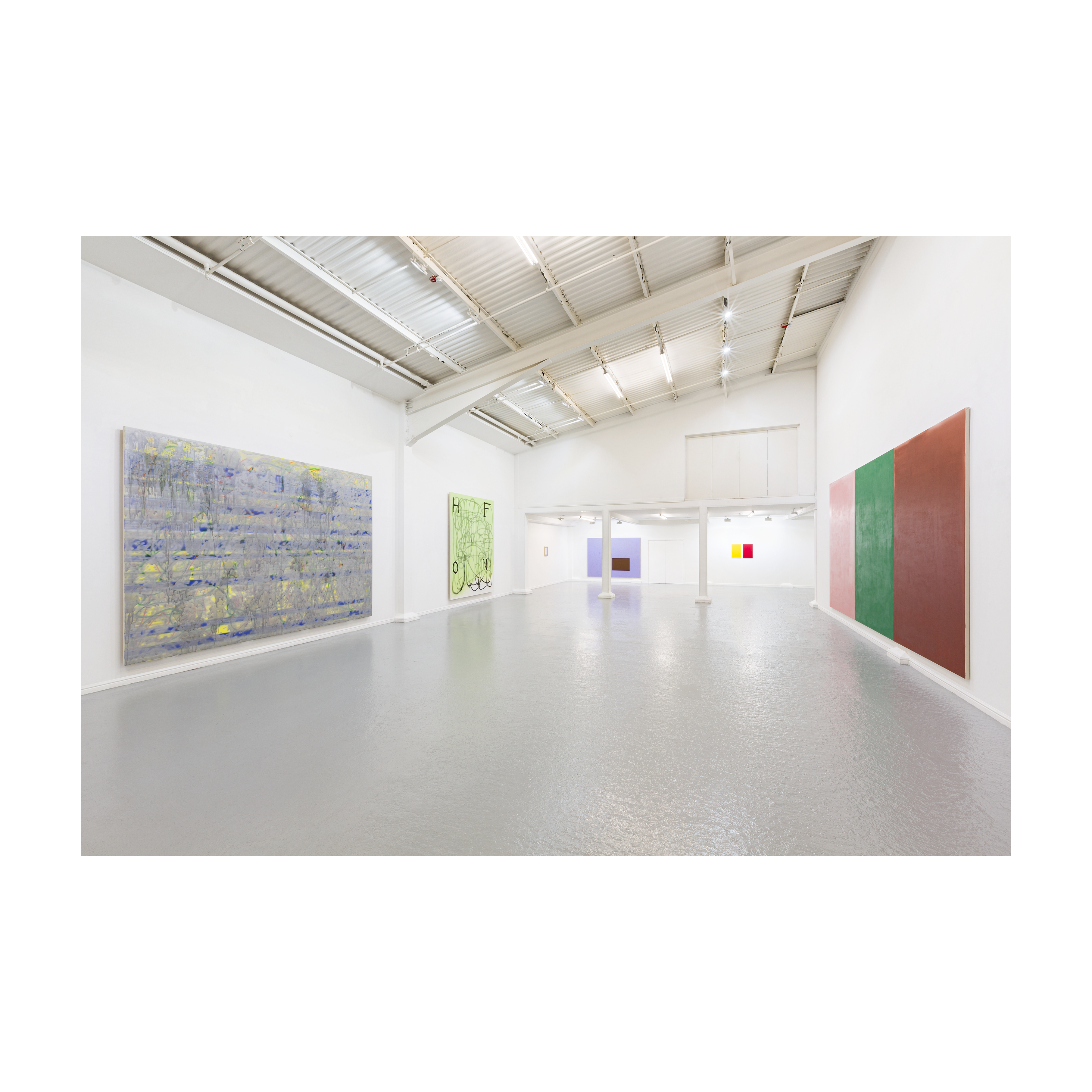 Installation view. Artwork, left to right: 1, 2, 3, 4 and 5 © Lana Rose-Wiszniewska; 6, 7 and 8 © Hikari Hamada.