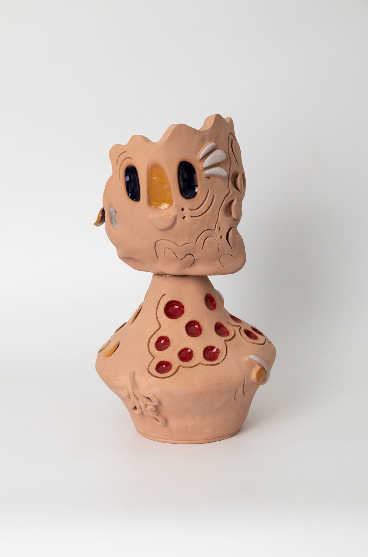 Face II Ceramic and Enamel 40 x 22 x 20 cm