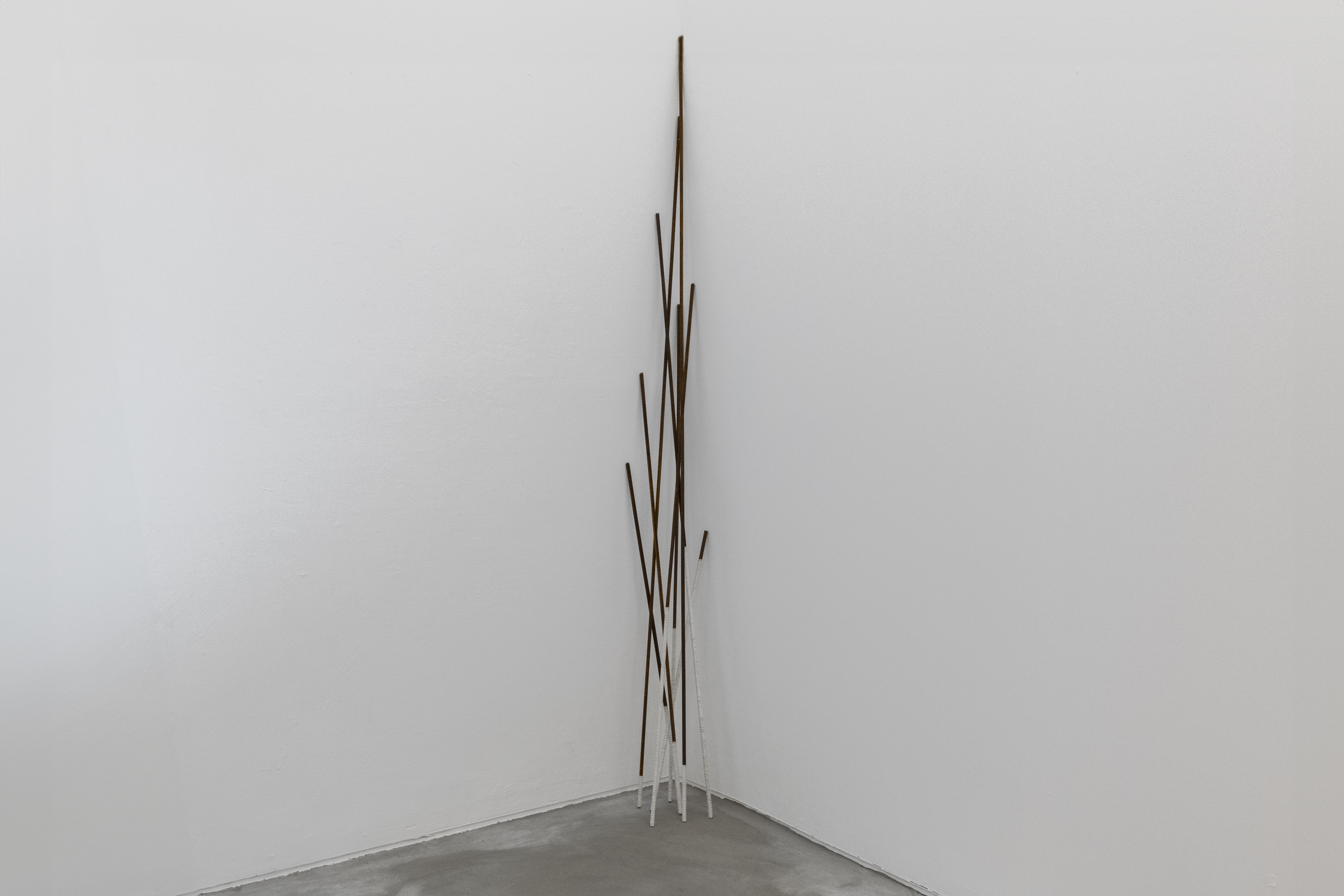 Steel bars, stitching thread, 200X30X30cm