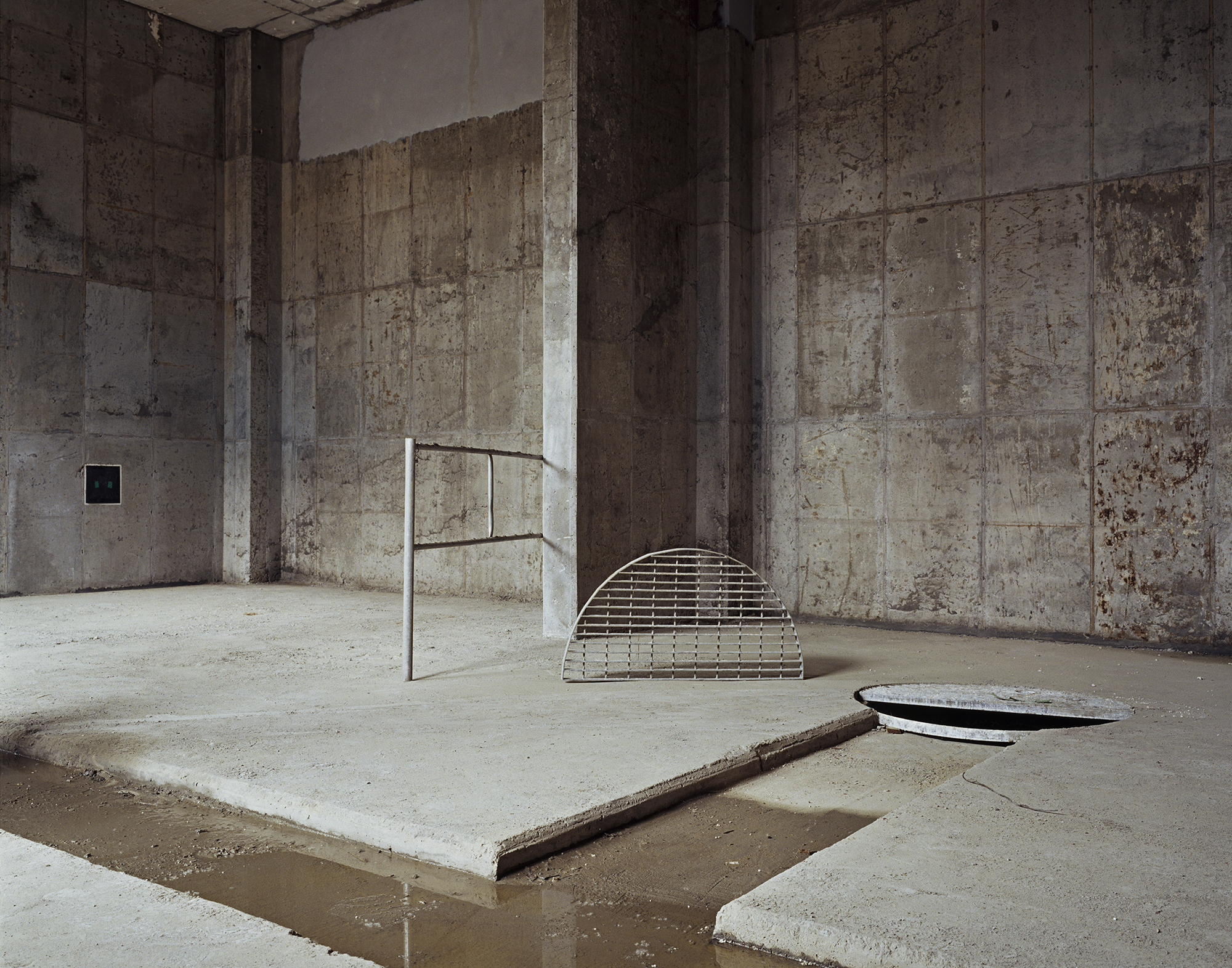 Construction Site01_Pigment print_125x155cm_2012