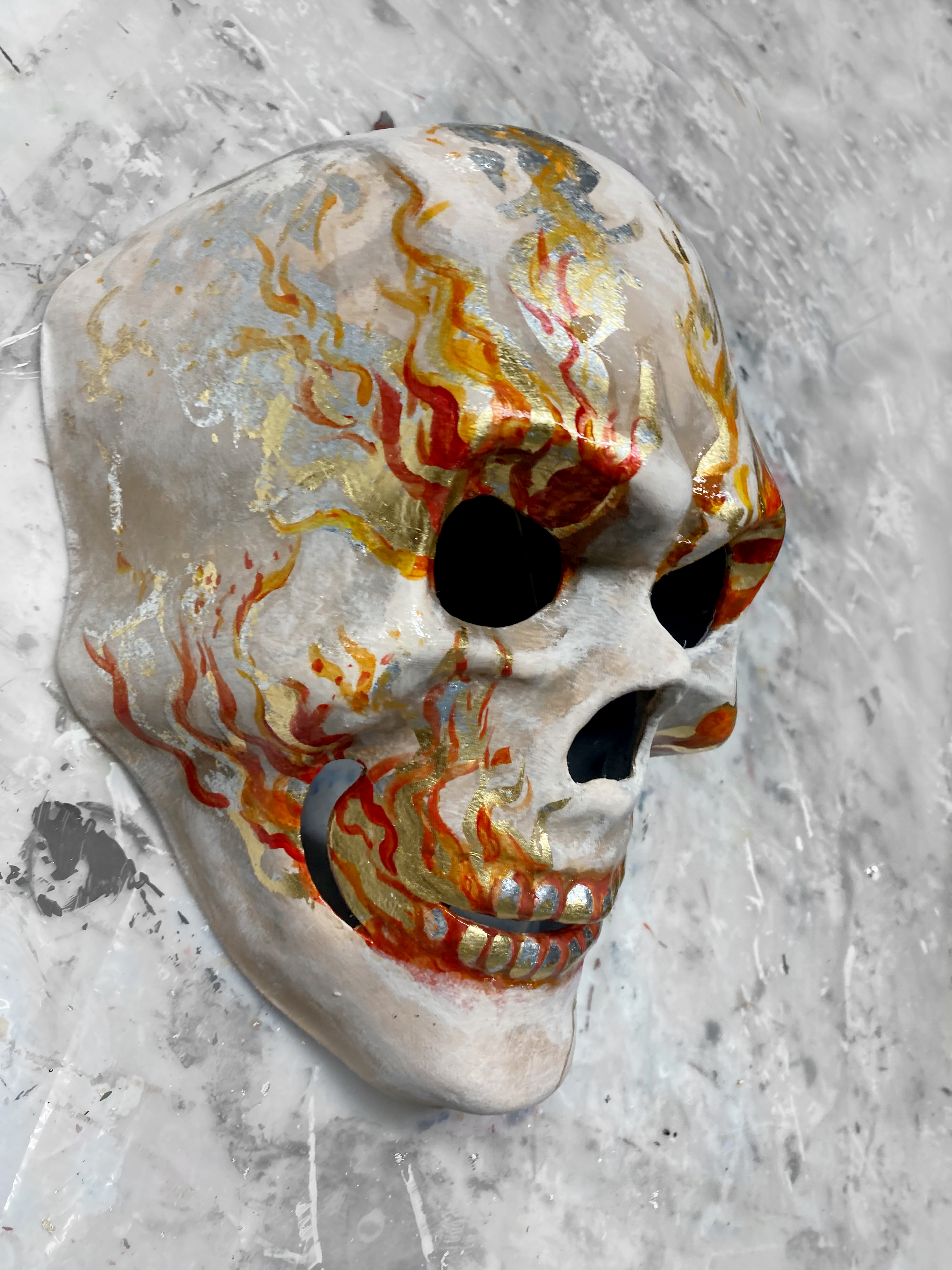 Fire Skull, Mask decoration for Tragicomica. ©cutterfly, Venice 2025