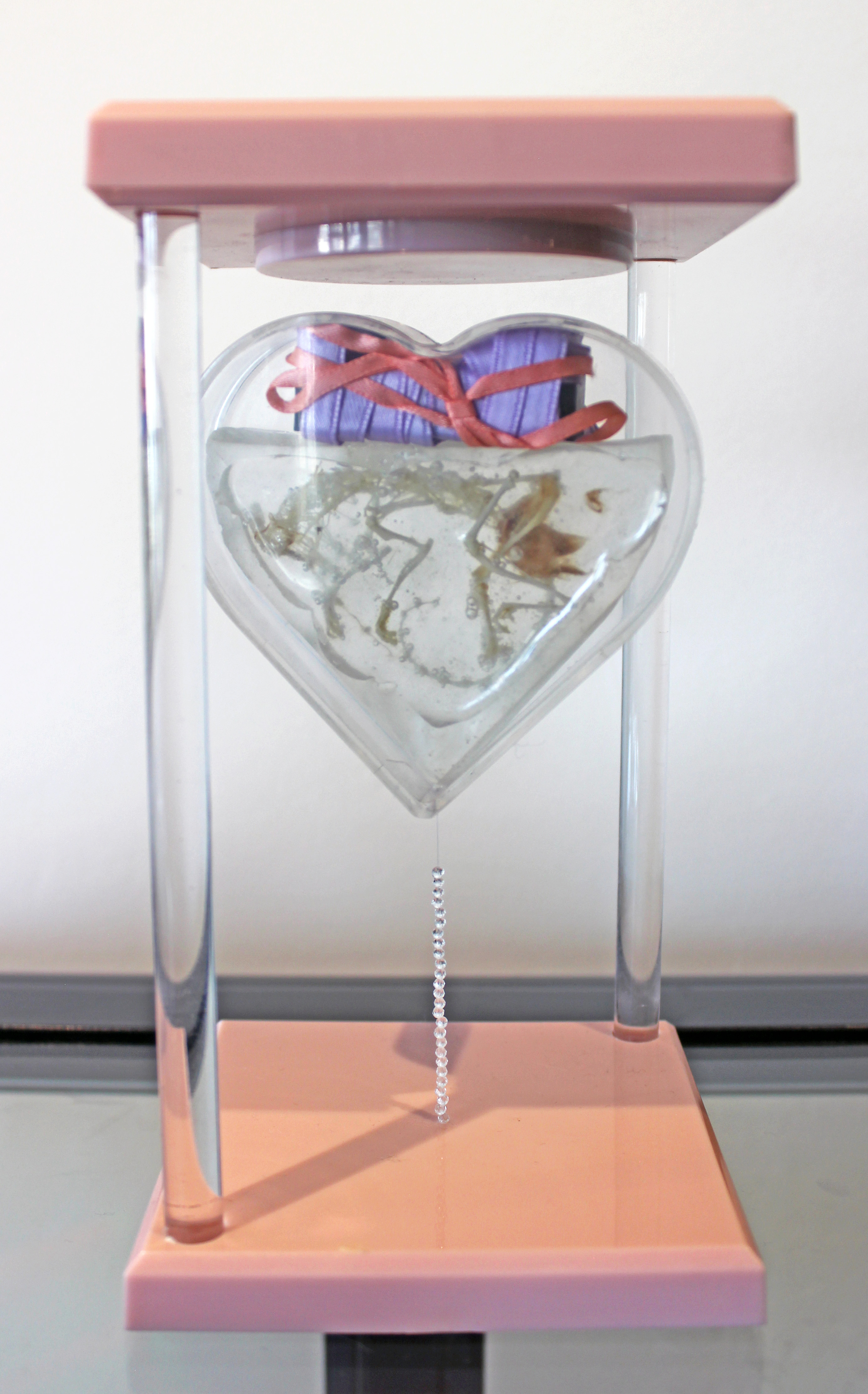 Tiny Lament, Winona Julian, 2024, mouse skeleton, resin, found objects