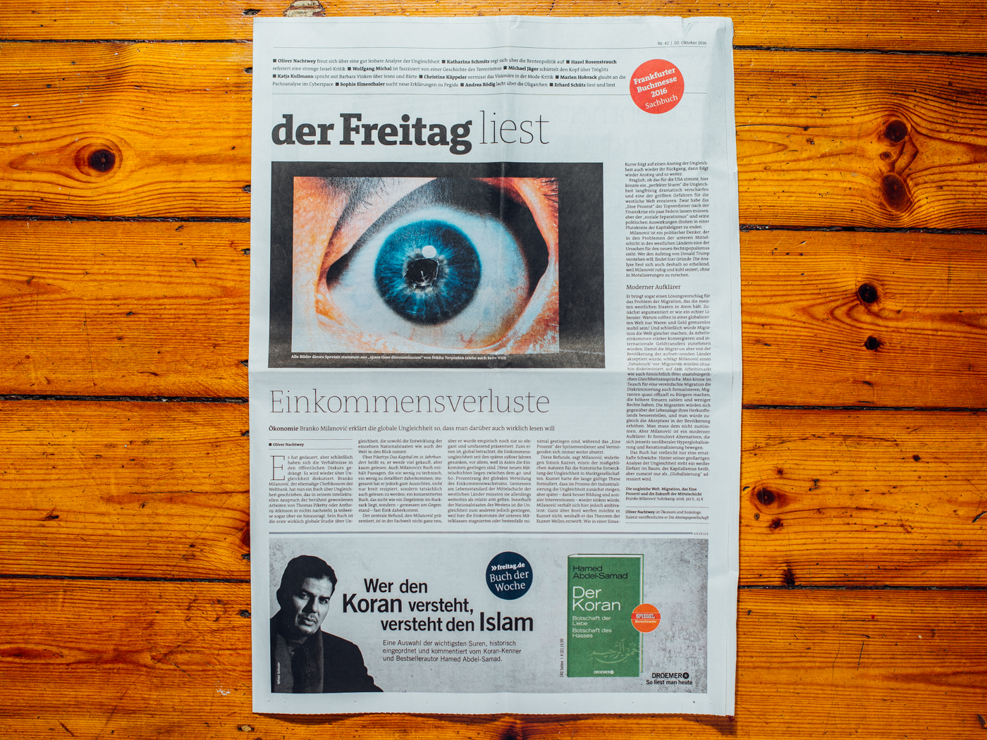 Der Freitag / Bilder aus der Serie "space time discountinuum" in der 8-seitigen Literaturbeilage zur Frankfurter Buchmesse, Oktober 2016