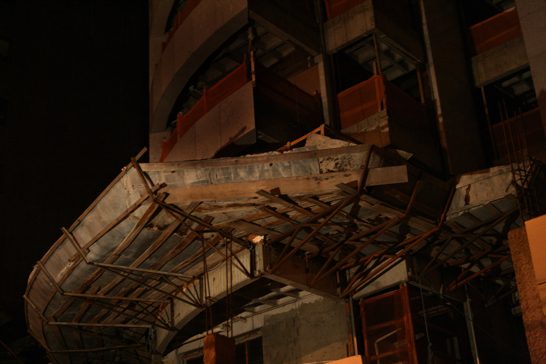 constructions #9, 2007, print on vinyl, 100x150 cm, edition of 5