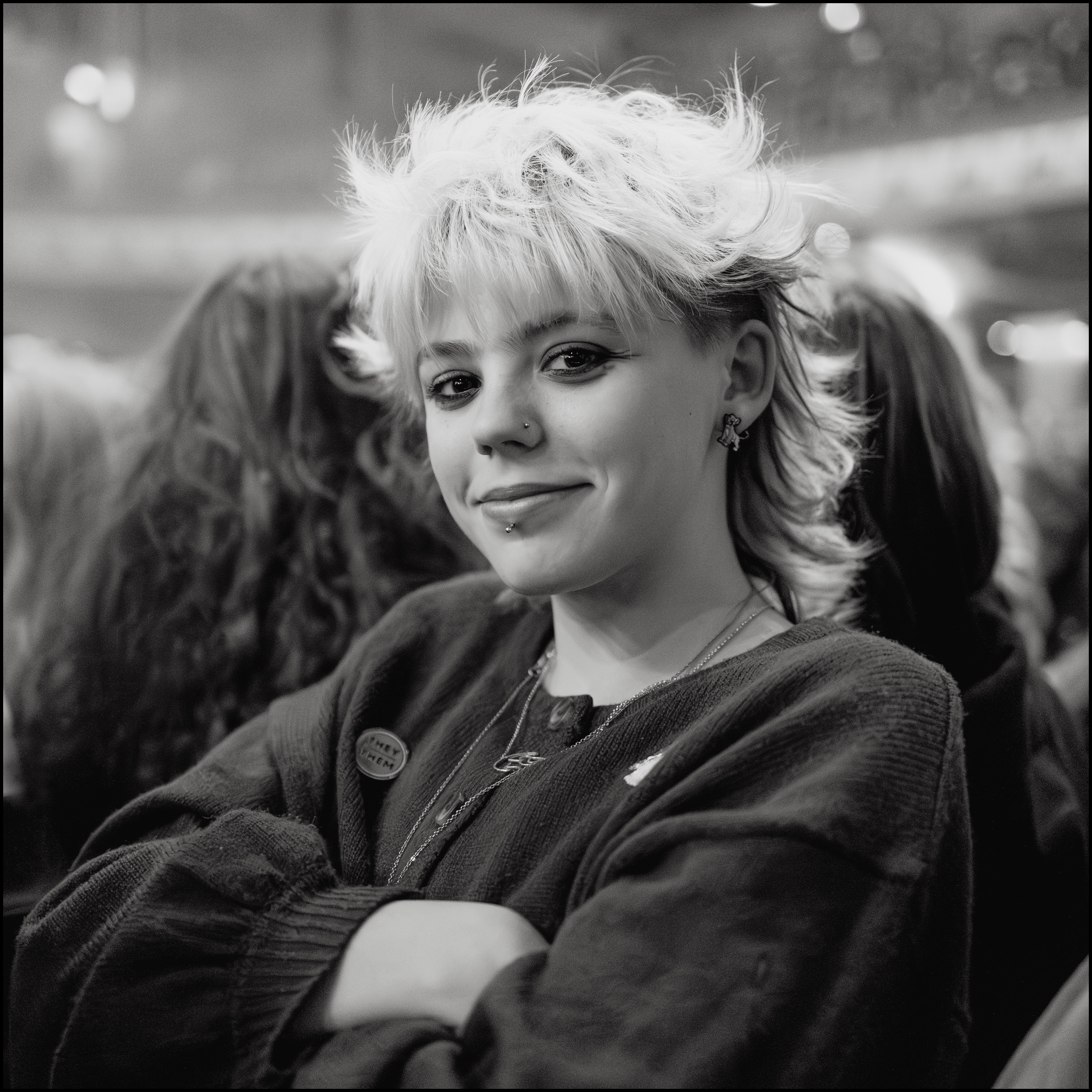 Benji at girl in red