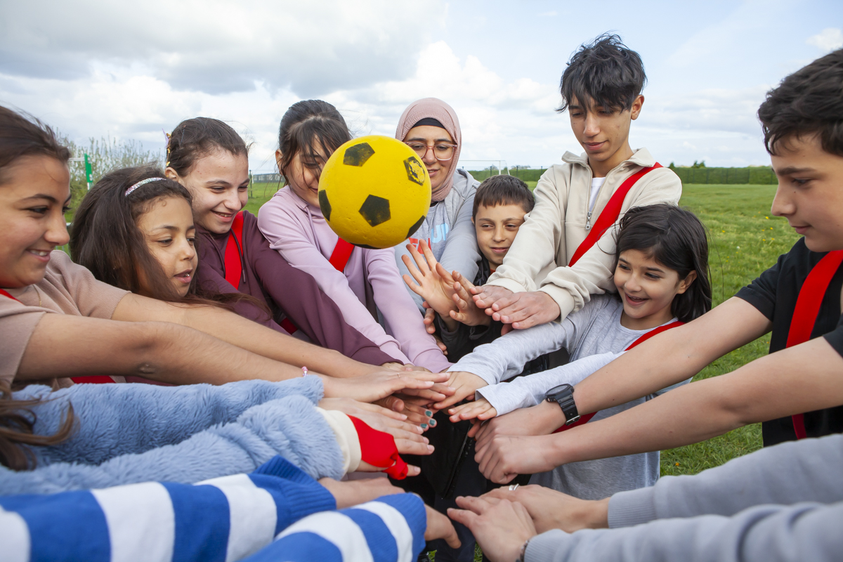 Commissioned photography for Save The Children NGO in The Netherlands. Photographed the Team Up project in multiple refugee centers and schools across the country.