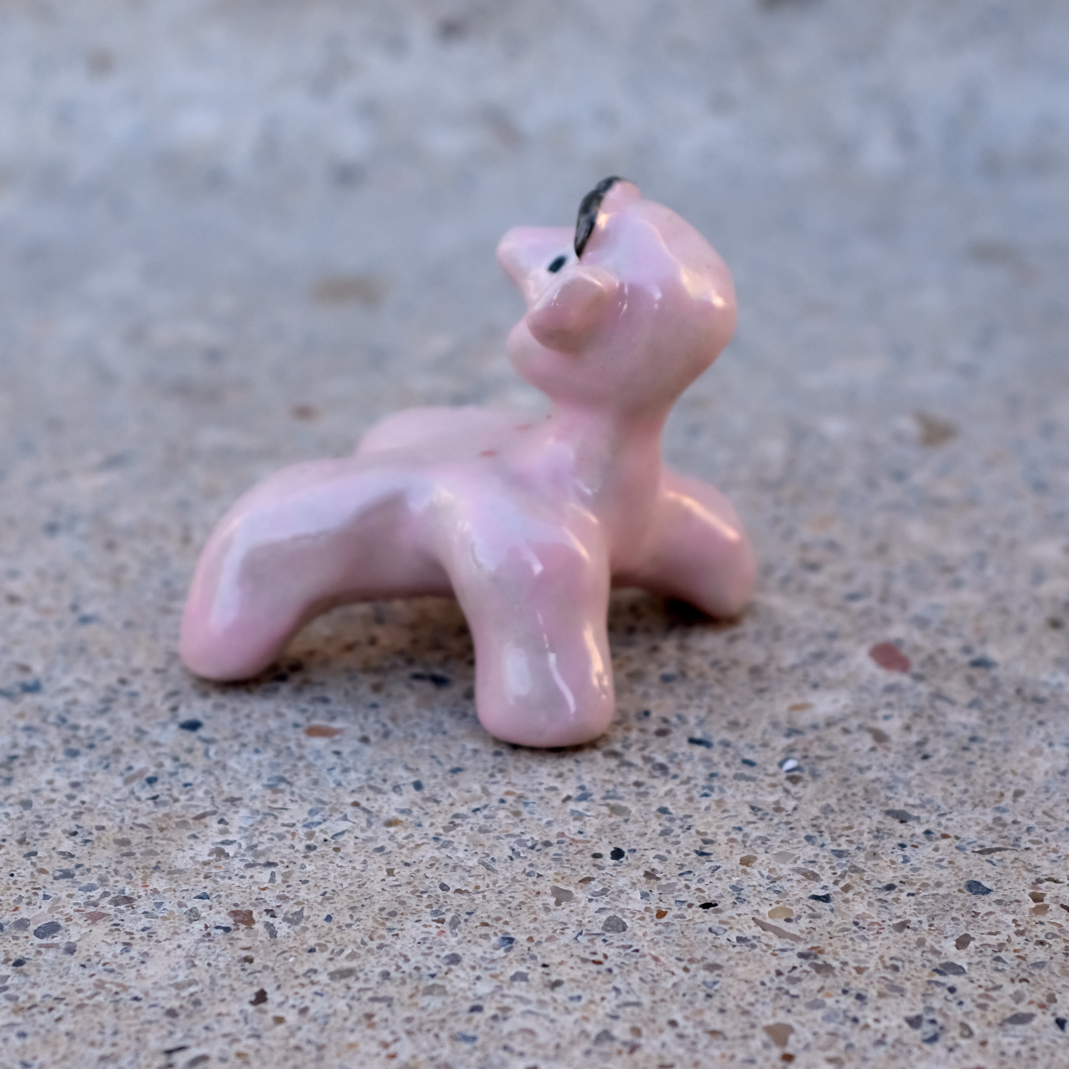 Monty (2022), glazed ceramics, 4 x 5cm