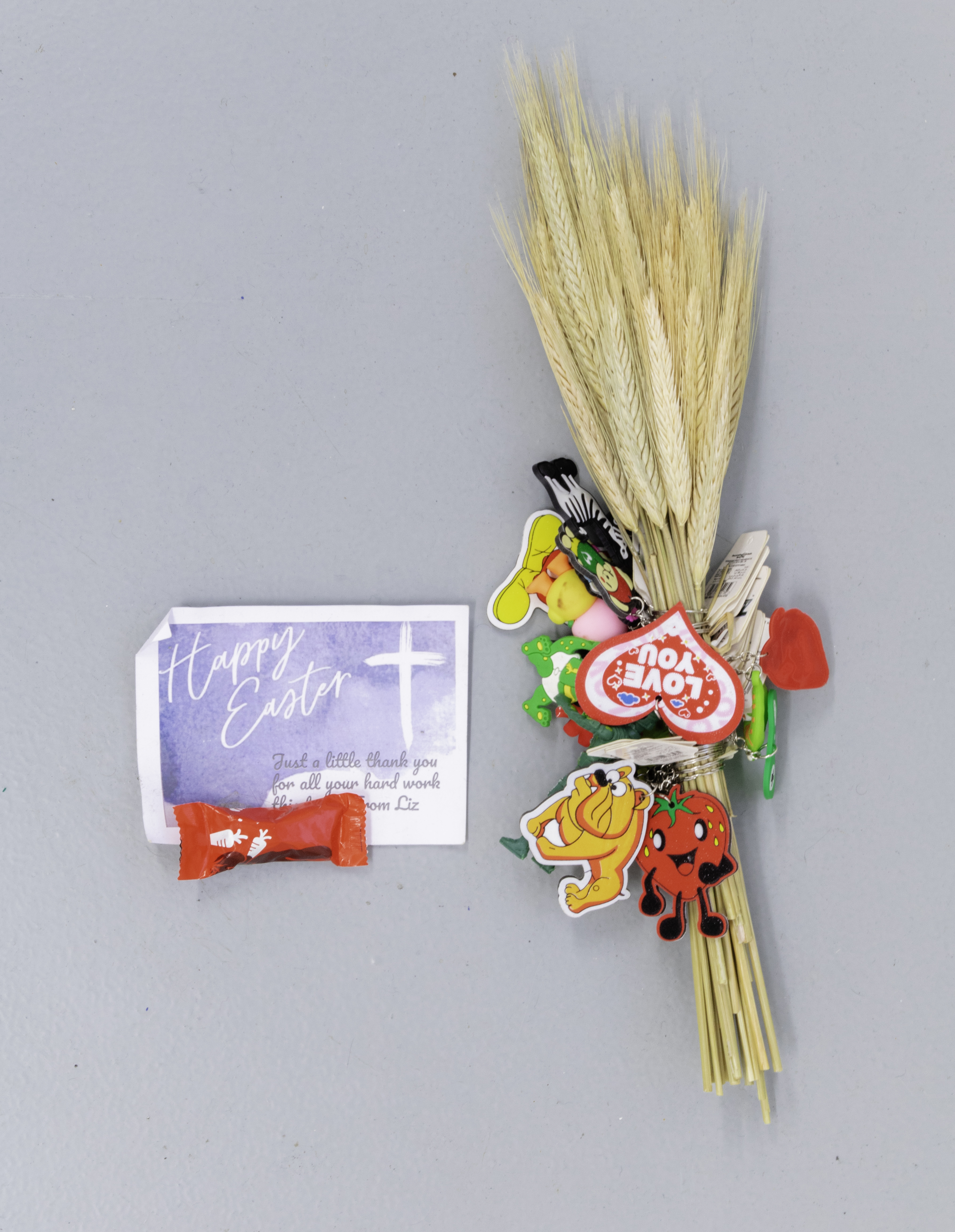Wheat, keyrings, thank you note from boss with chocolate, 2025
