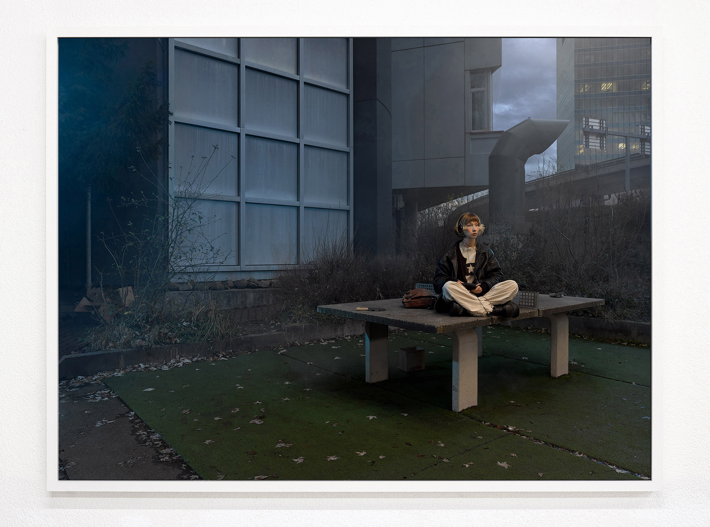 Suburban Dreams from the series SLEEPLESS, 2022, Archival Pigment Print, framed 120 x 90 cm, museum glass,SIGNED by photographers,  Ed. 2/5 + 2 AP, CHF 2500.-