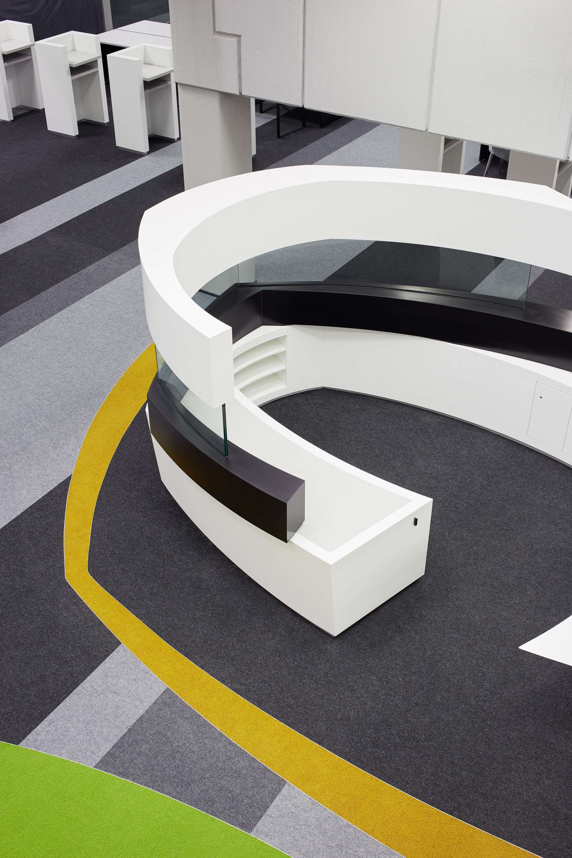 Erweiterung UB Heidelberg im Triplex. Kunde: ap88.