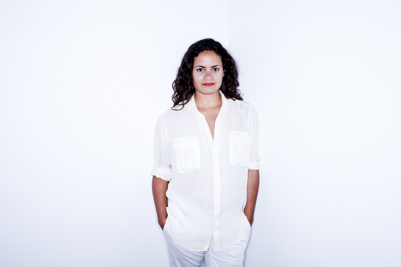 NICOLE MILLER, LA ARTIST