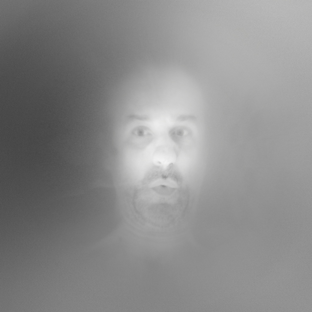 Sense of depth, mask 5, au naturel. He says "T". Yes, like that.