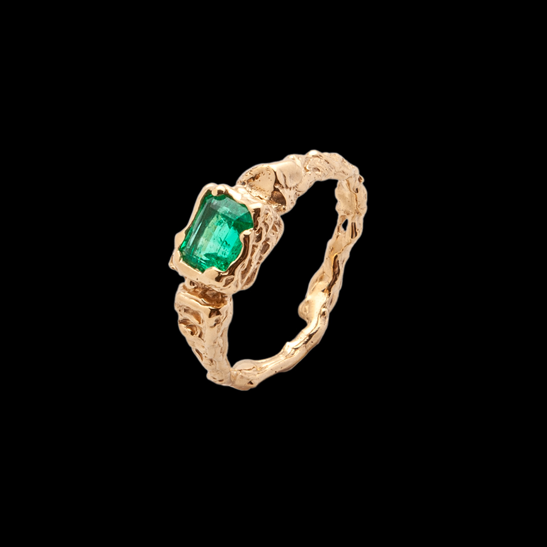 Unique Emerald Ring 