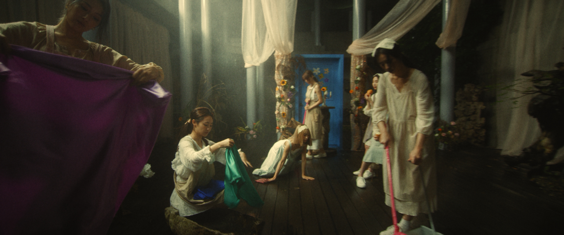 陳霓 SHINY 《2LIPS & BUTTERFLY》 