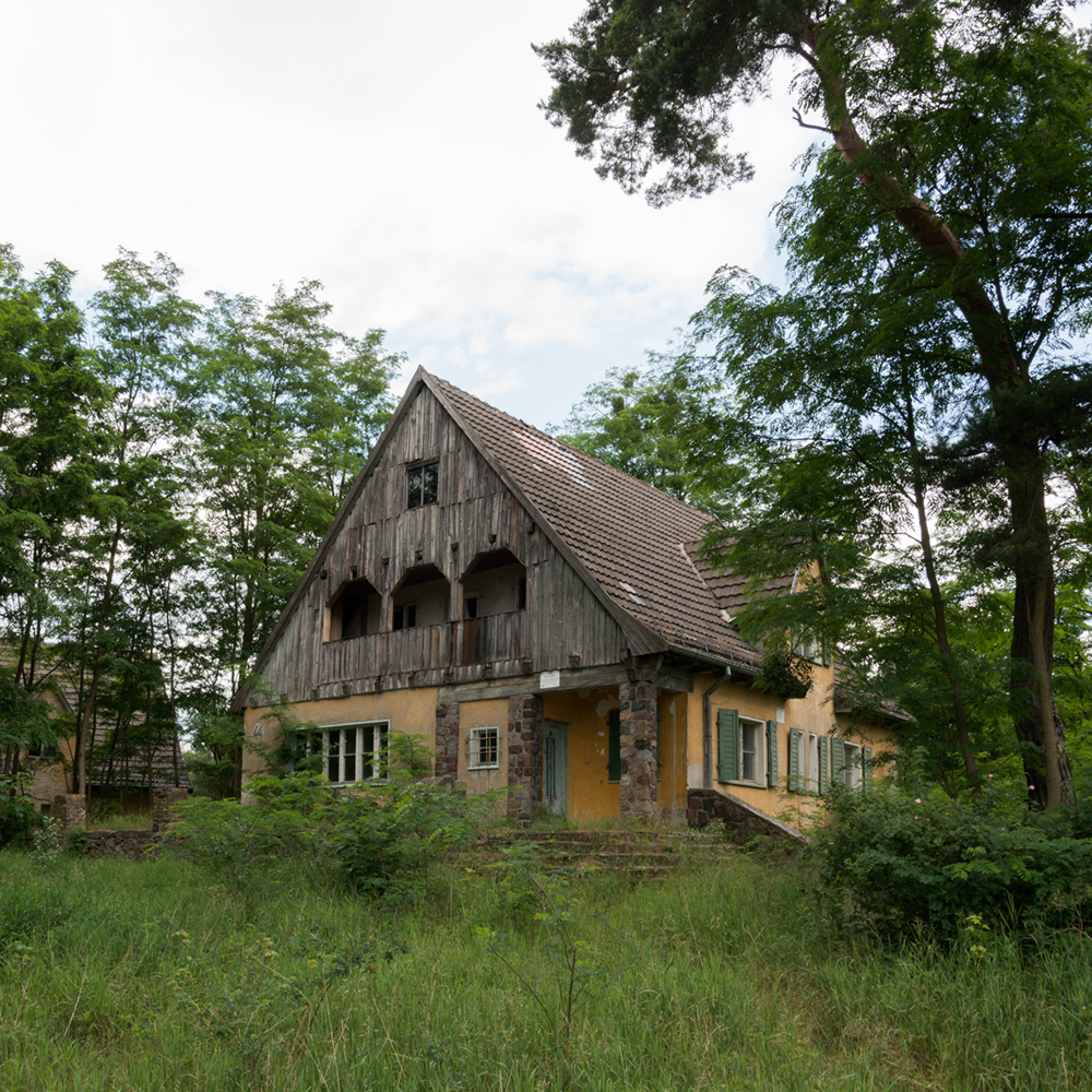 Overseer’s House (Ravensbrück Memorial and Museum, Germany) (2014)