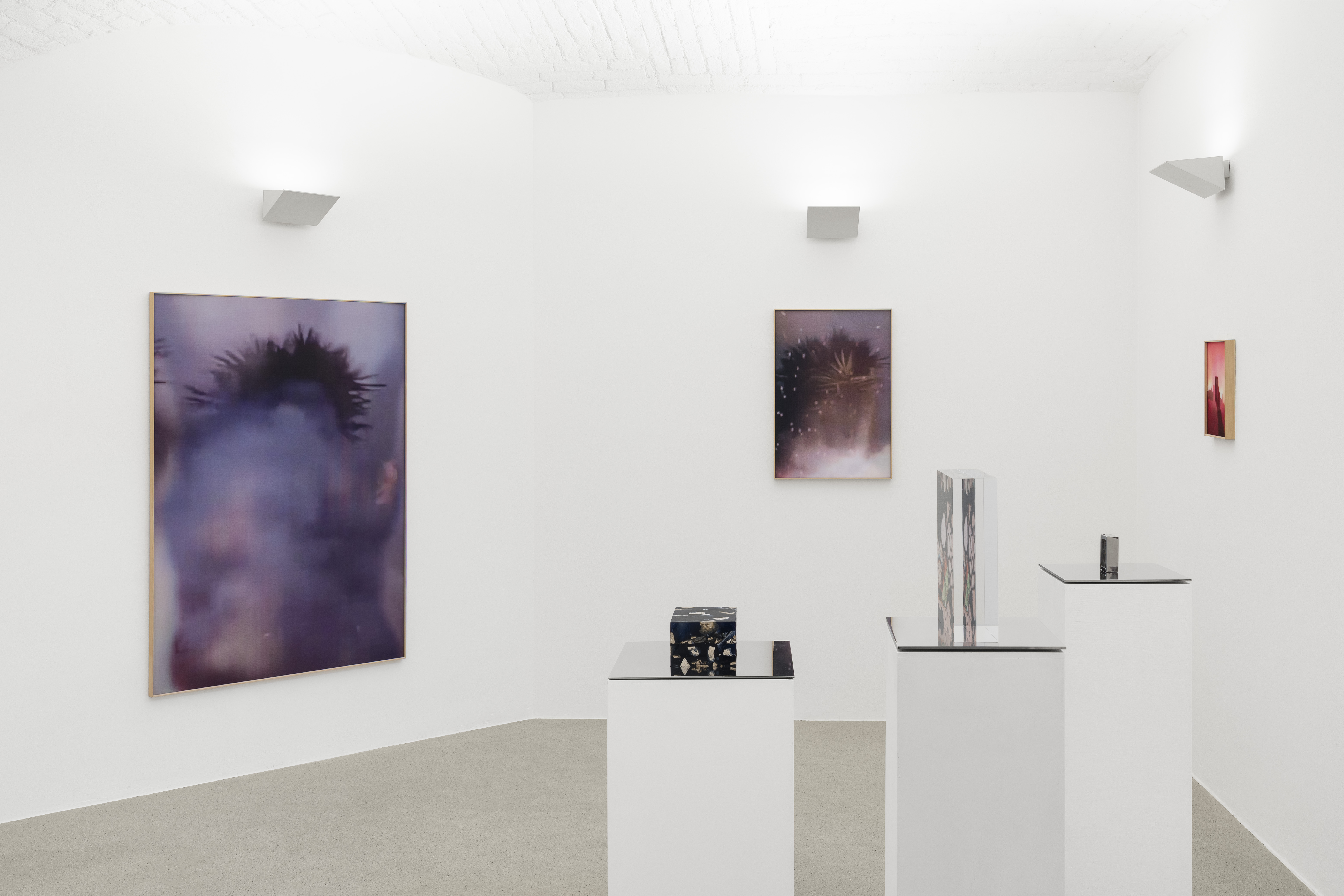 Installation view Group Show Transizioni, works by Leonardo Magrelli and Alberto Sinigaglia ph. Tiziano Ercoli