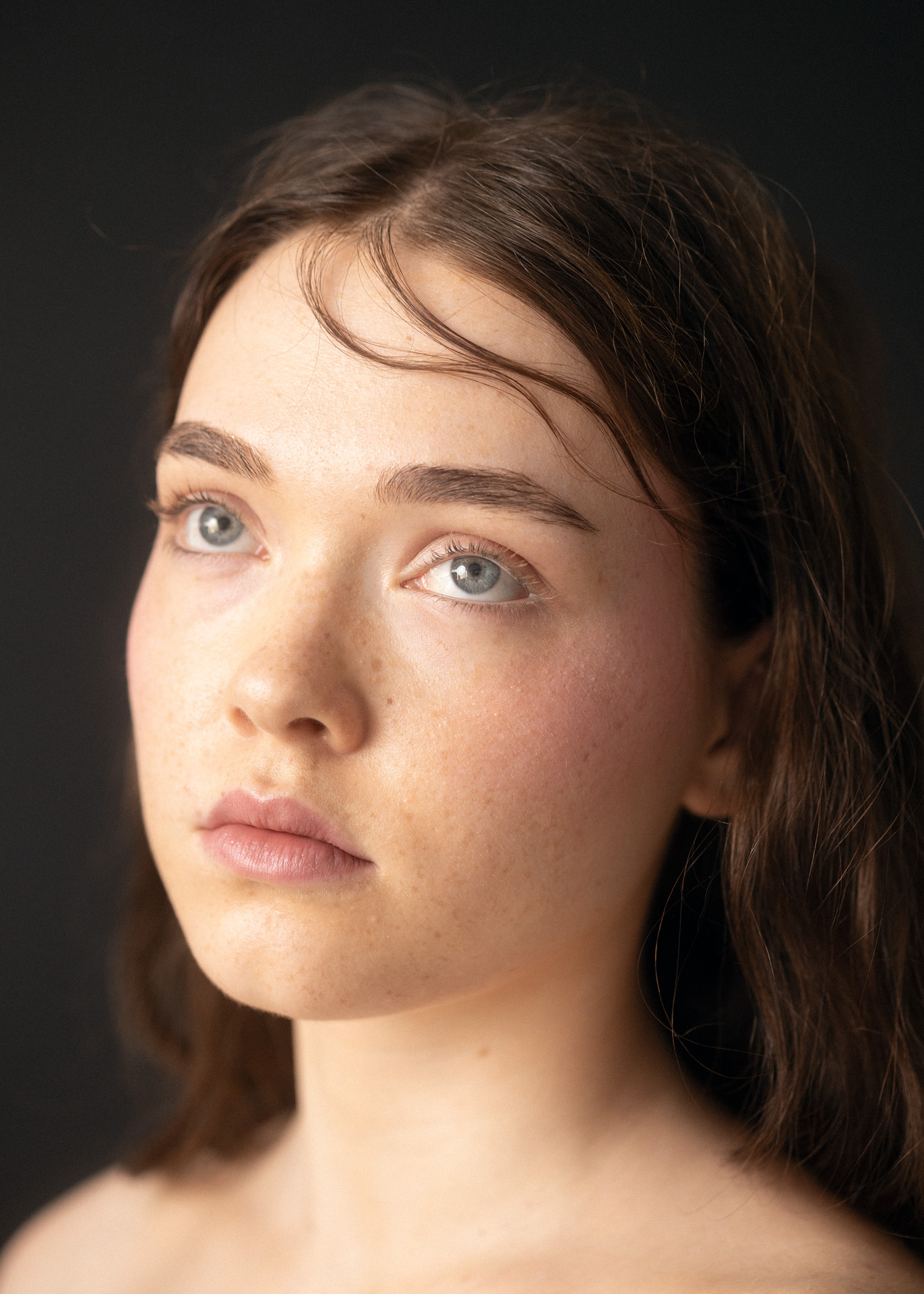 Fotografía de la colección de moda "Vacío" de la diseñadora Maria Matutano