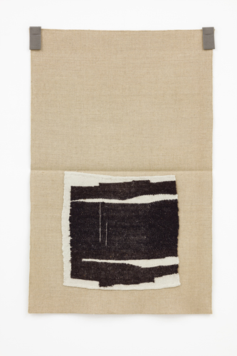Helen Mirra Undyed ecru, undyed blacks 2015 (Linen & wool on linen) Photo: Gerhard Kassner