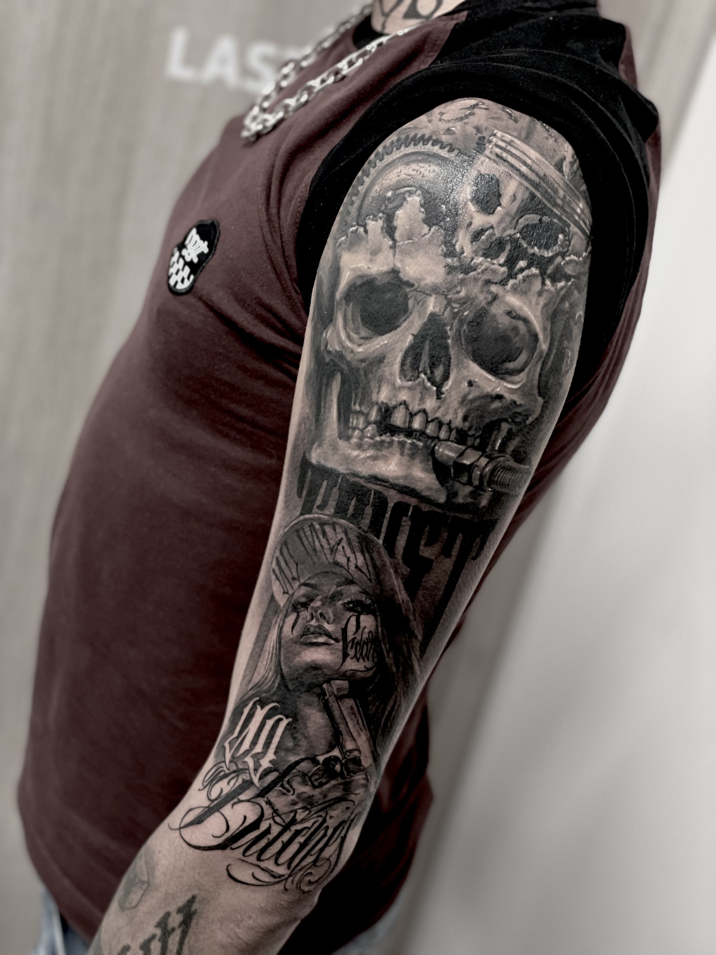 Single needle black and gray  Inkredible Ink Tattoo Katwijk