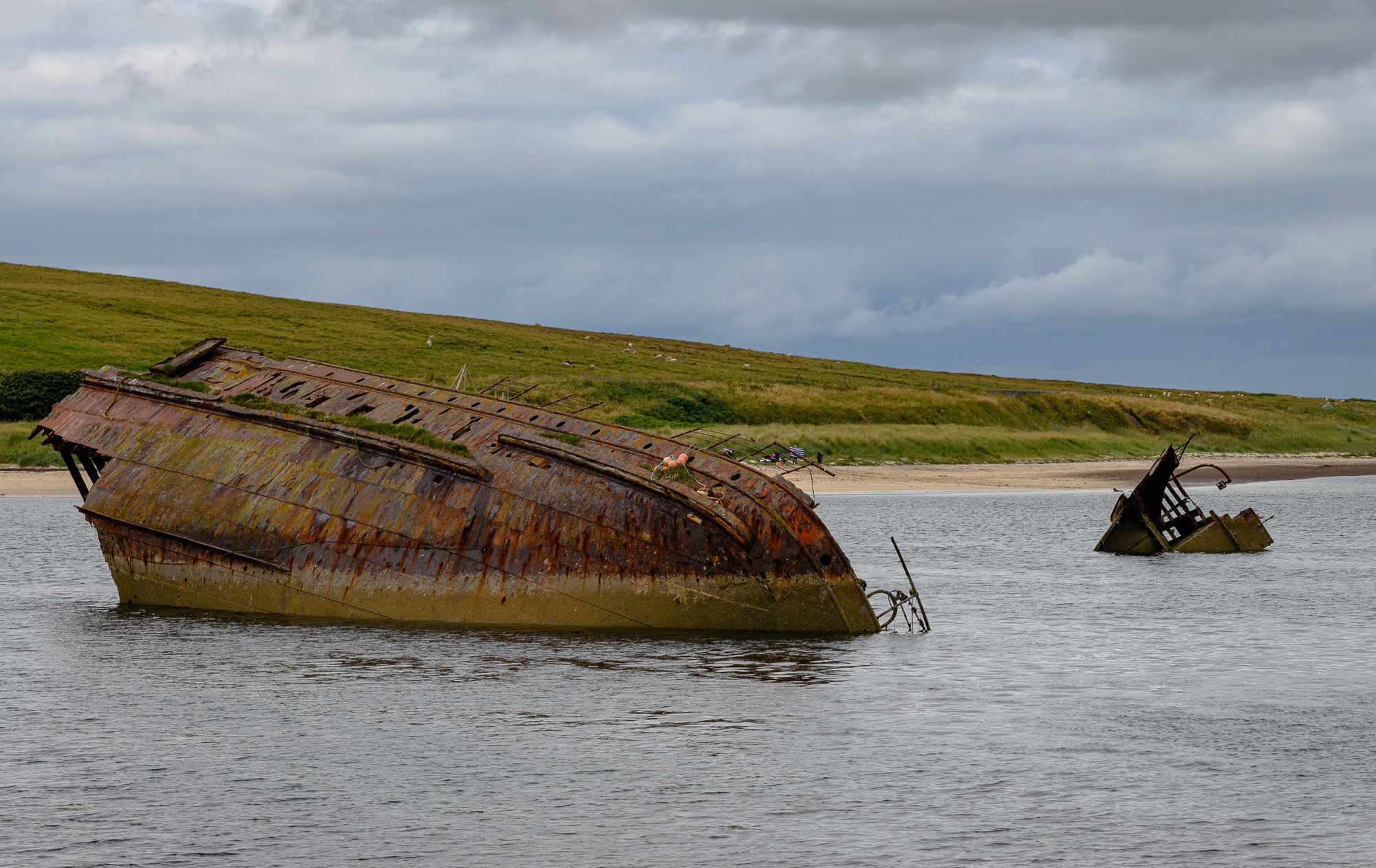 Sabordage des navires de la flotte allemande en 1919. Baie de Scapa Flow. Iles Orcades (Orkney). Churchill barriers