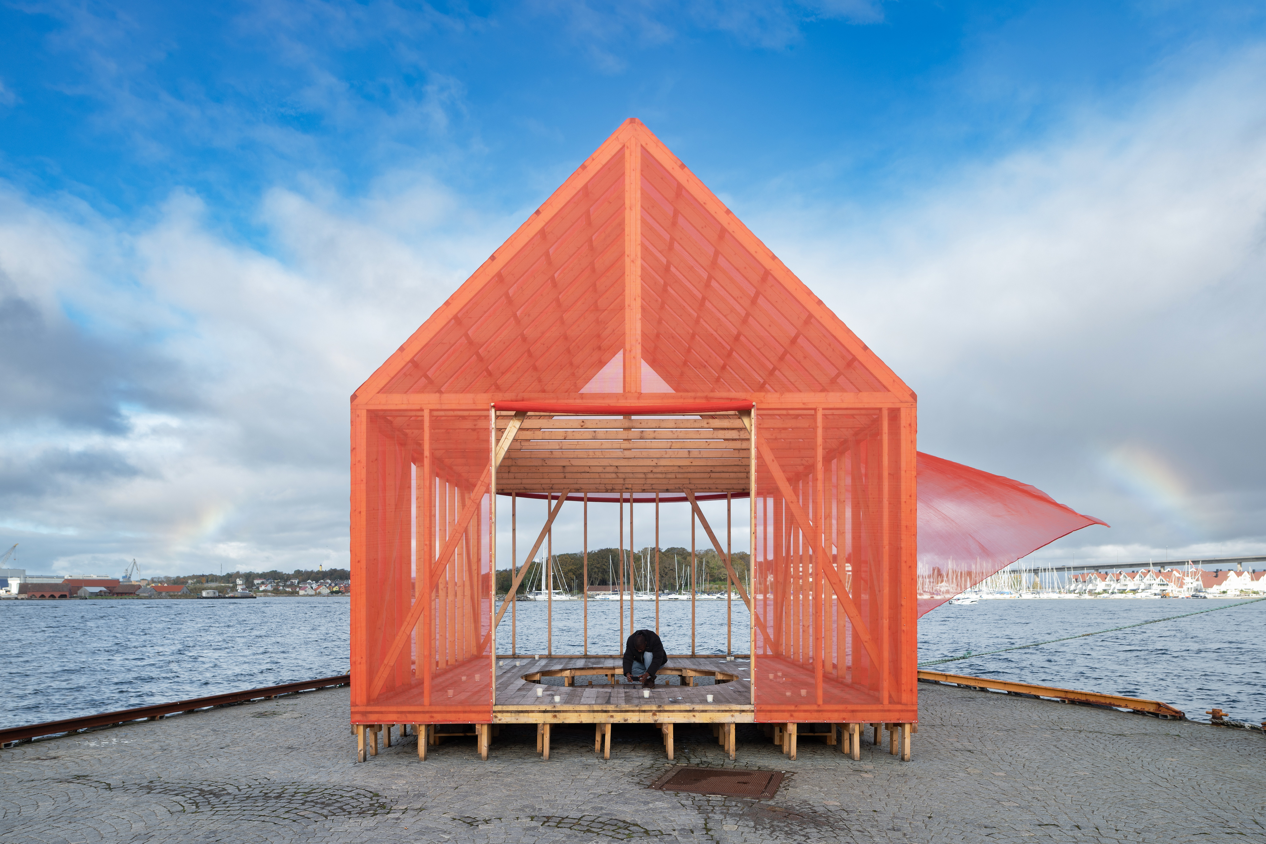  Felix Shumba &ndash; B Sunflower Seeds &ndash; Multi-day performance. Photo by Erik S&aelig;ter J&oslash;rgensen 