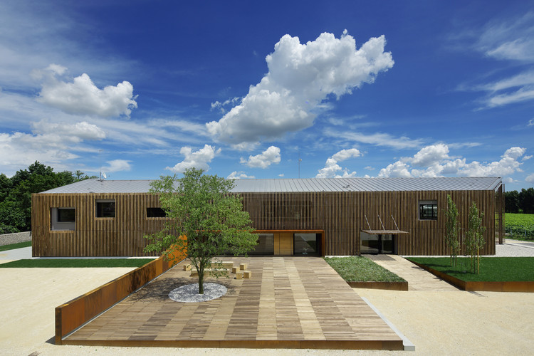 045- Maison du vin - Made associati