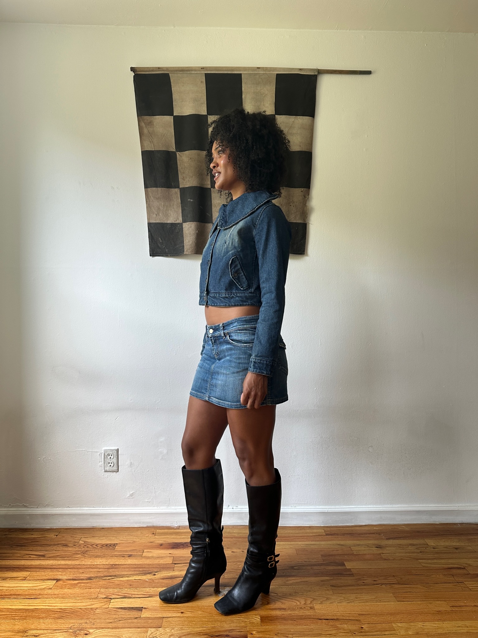 Anne-Valerie Hash Cropped Denim Jacket - Jollyeyess Shoppe