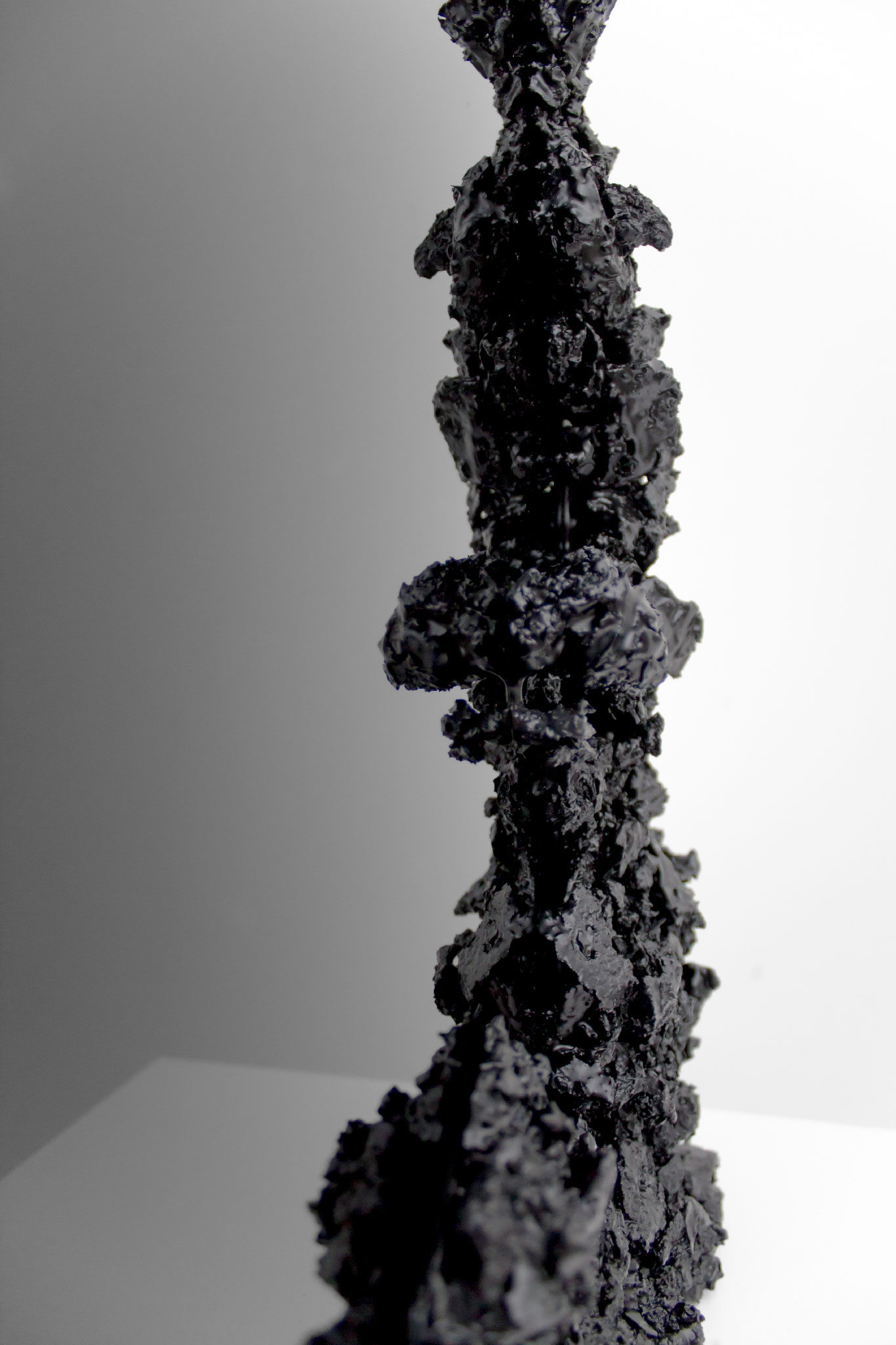 Forgotten Collection 1st Edition – Black Mirror IBirch pitch, highly transparent glass42 x 28 x 15 cm