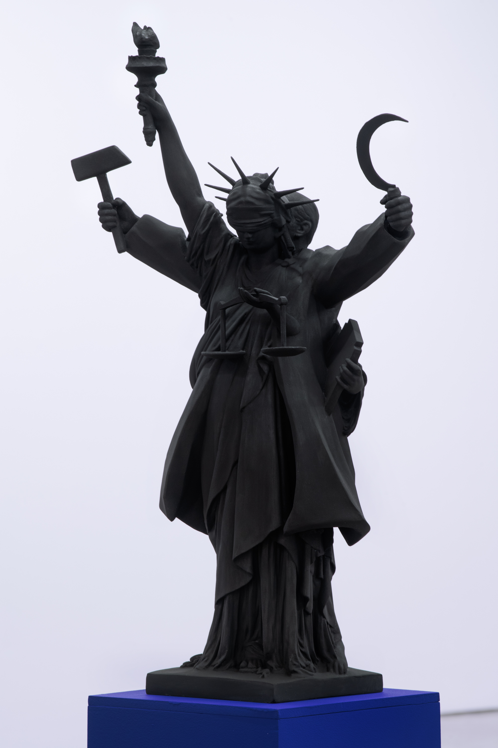 Inventaire (Quelques idéaux / 19e-20e siècles). 2023. Charcoal and acrylic on PolyMax PLA / Fusain et acrylique sur PolyMax PLA. 38" x 22" x 11" (96 x 56 x 28cm)