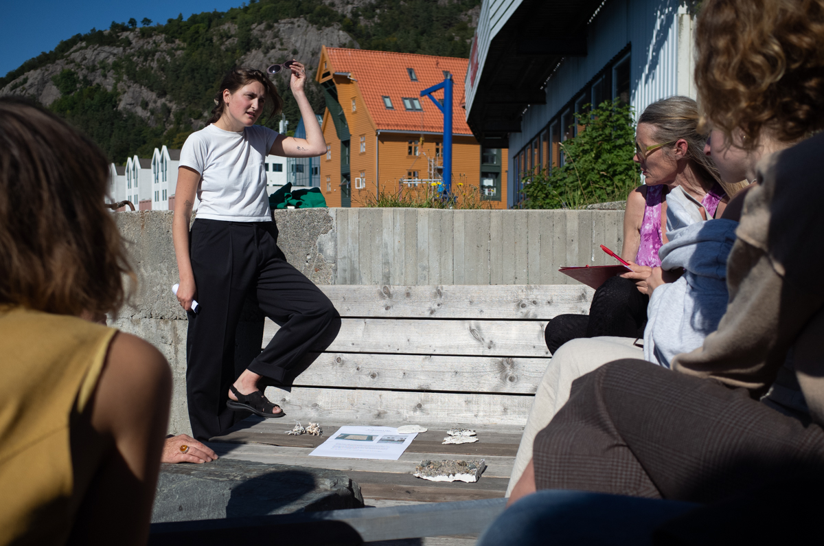 Nora H&aring;skjold - Renato Leotta