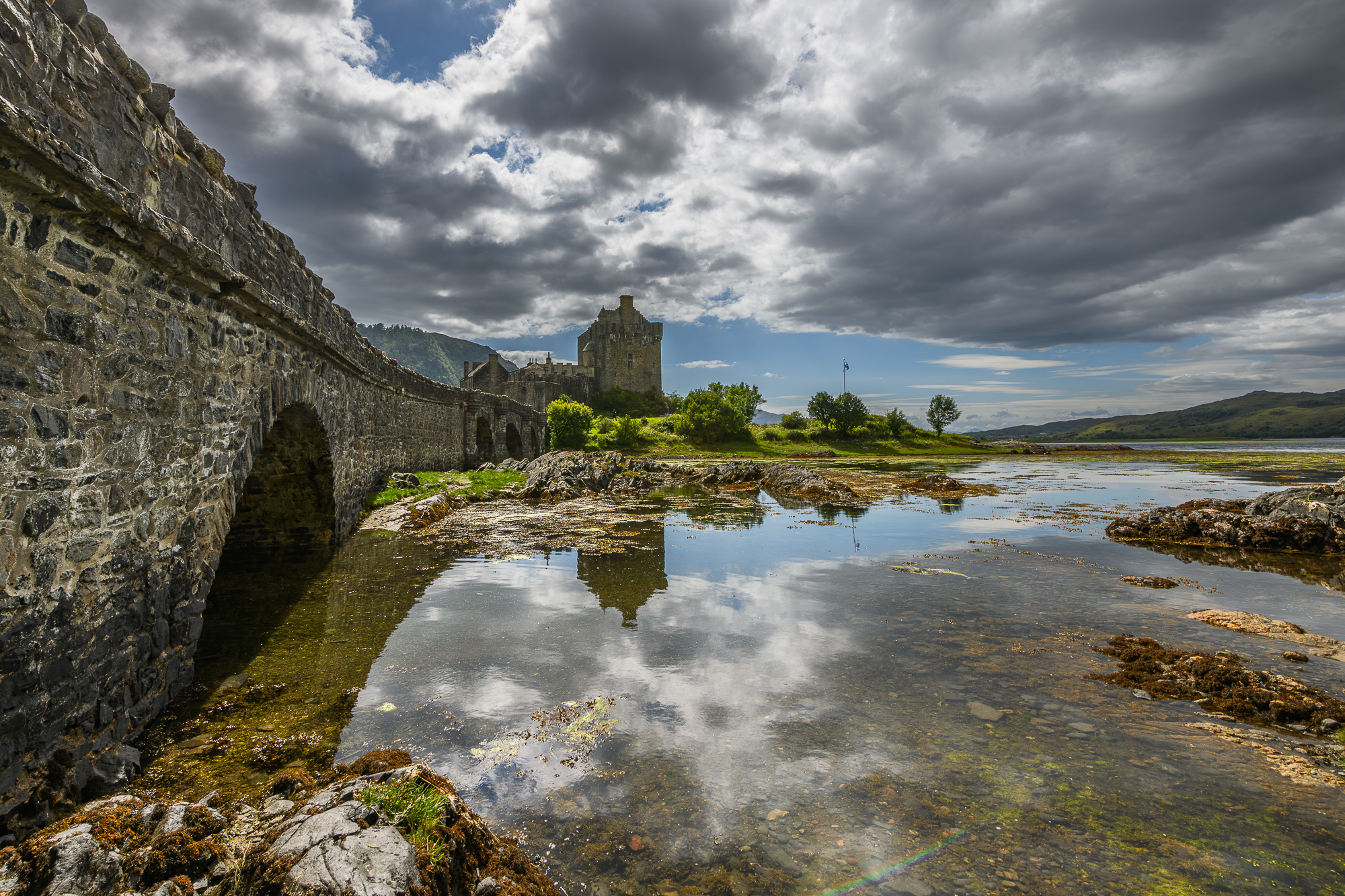 Chateau sur l'ile Eilean Donan( Clan MacRea).