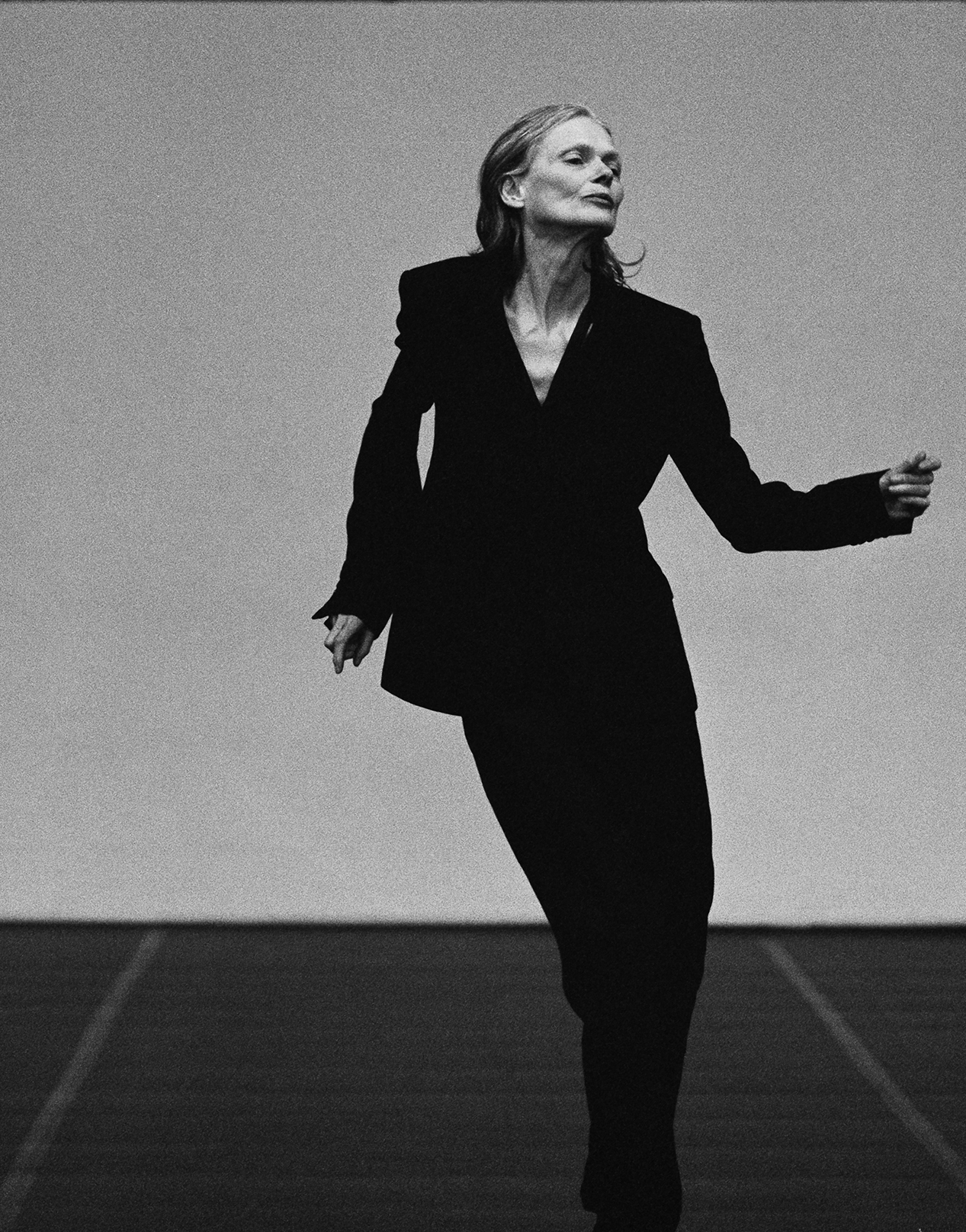 Jutta Von Brunkau  At Length