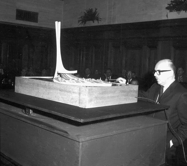 Montréal-Paris Tower, 1963.