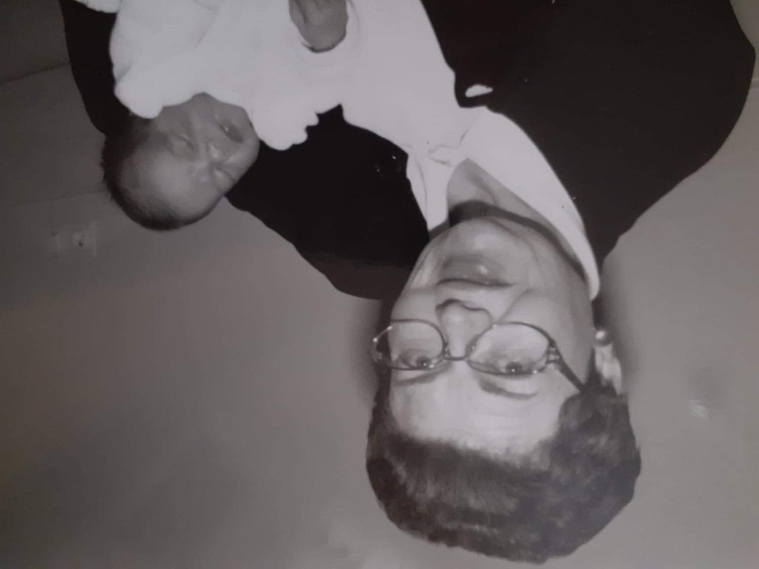 1997, Jeanine me portant bébé