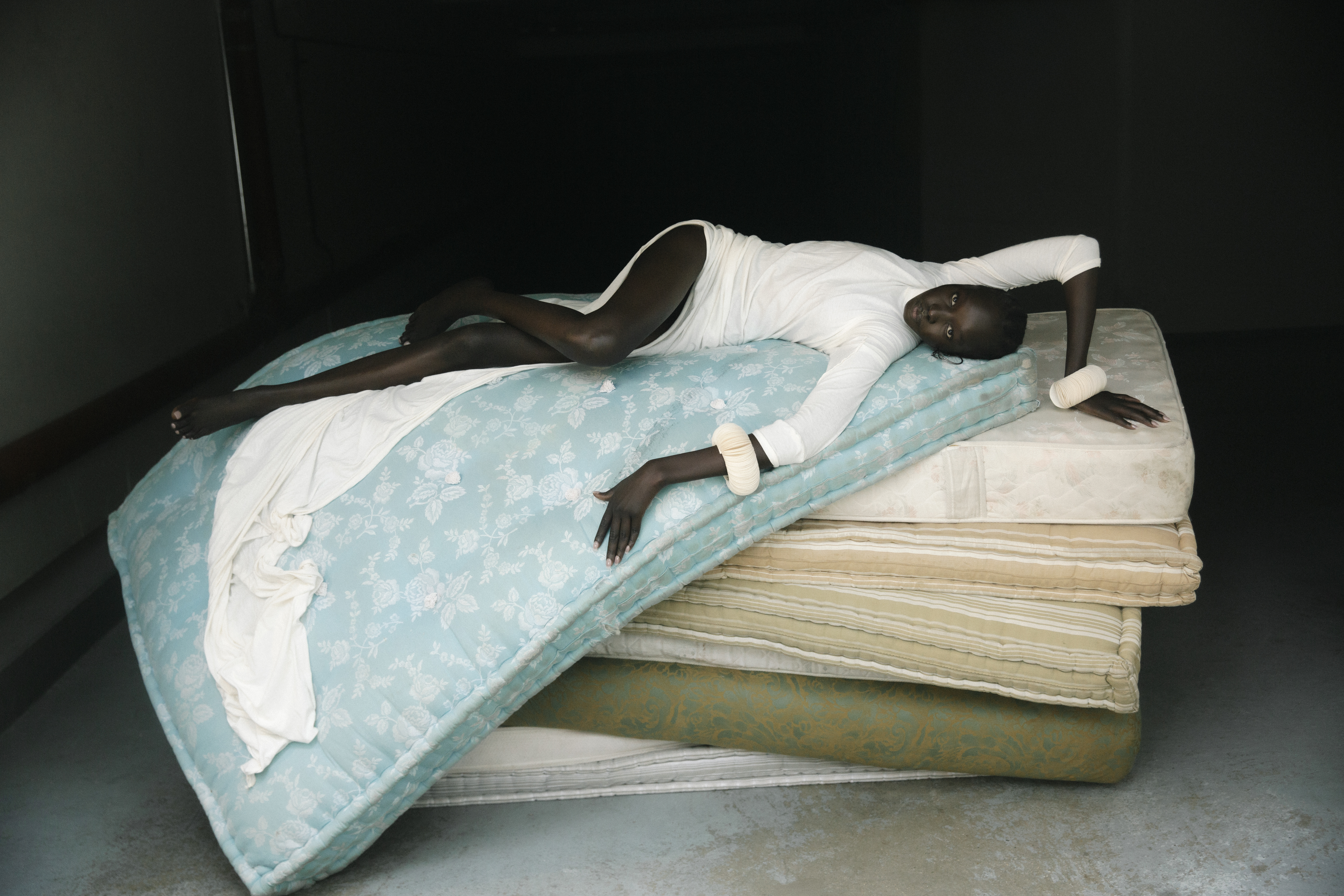 BEHAVING MAGAZINE by Guglielmo profeti