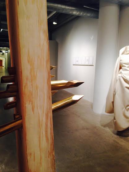 8/11 – TWO THOUSAND AND NINETY-FIVE MILESTHREE HUNDRED AND SIXTY POUNDS NINE HUNDRED AND TWENTY-FIVE BOARD FEETSEVEN HUNDRED AND EIGHTY-FOUR LINESTHREE CRACKSFORTY-NINE KNOTS OUTSIDEEIGHTEEN KNOTS INSIDEONE-INCH DIAMETER, SEVENTY-TWO INCHES OF BRASSSEVENTEEN POUNDSEIGHT GRAMS OF LEADONE DIVISION. Libocedrus decurrens (cedar), solid brass, margarine, one hand-cut division. 140 cm x 320 cm x 30 cm variable, 2013.