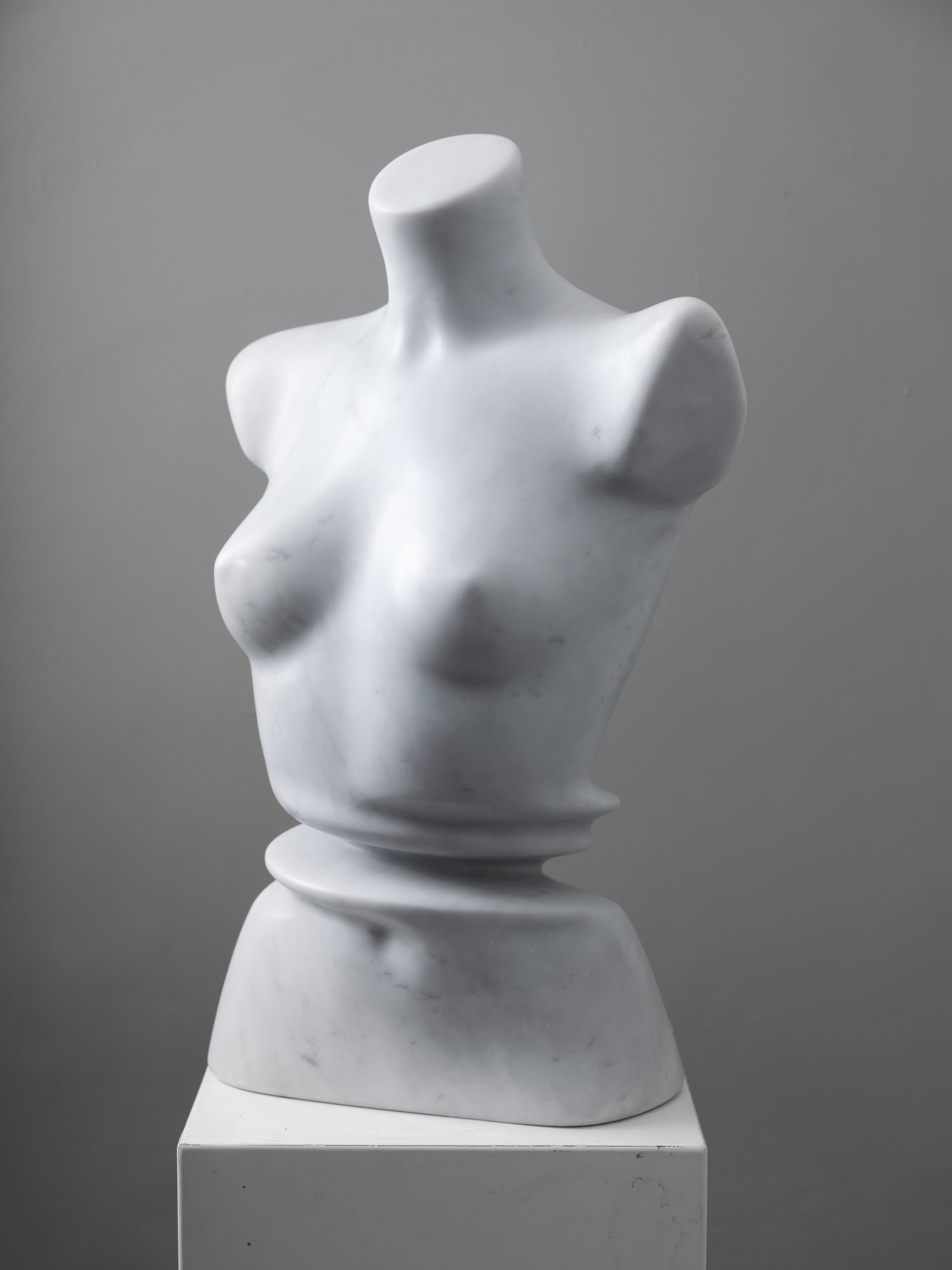 TWISTED LADY 2021 MARBLE H58 D37 W50
