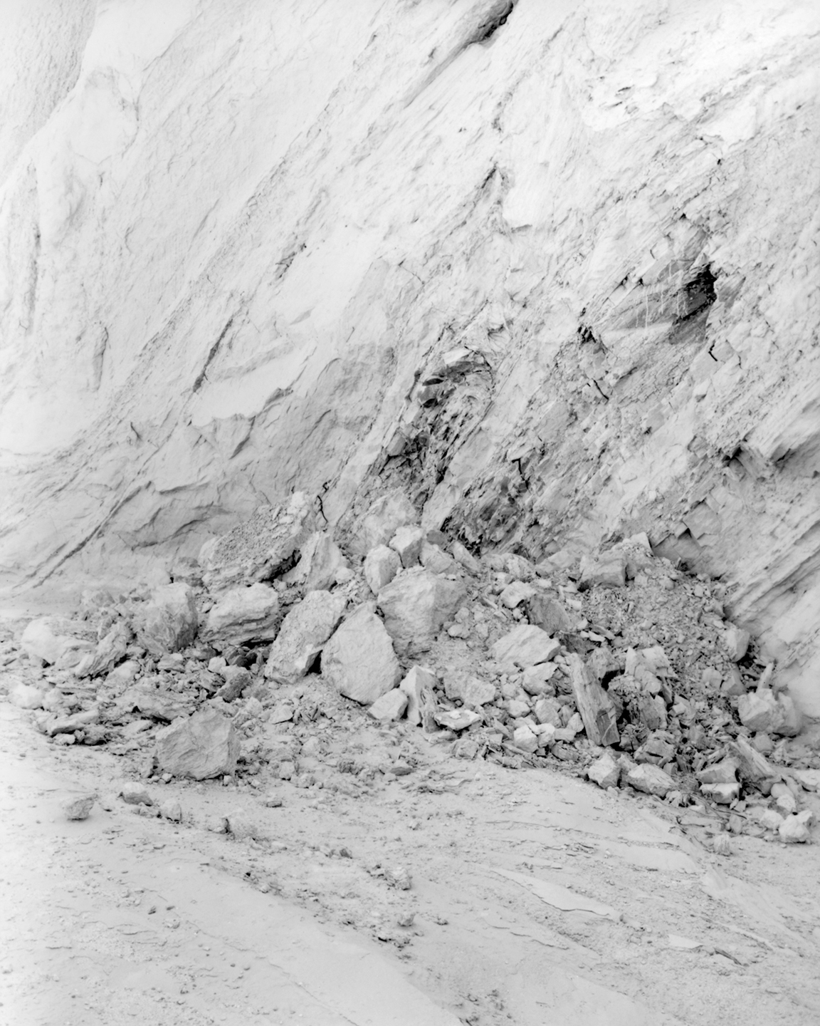 Desert Canyon. Silver Gelatin Fiber Print 2015