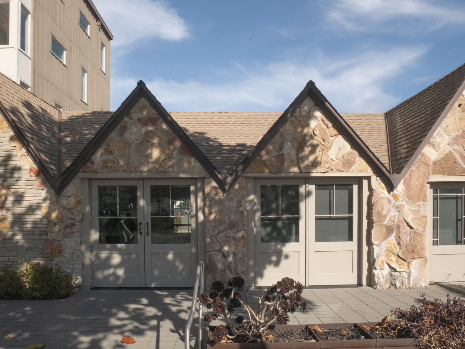 10848 San Pablo Avenue, El Cerrito