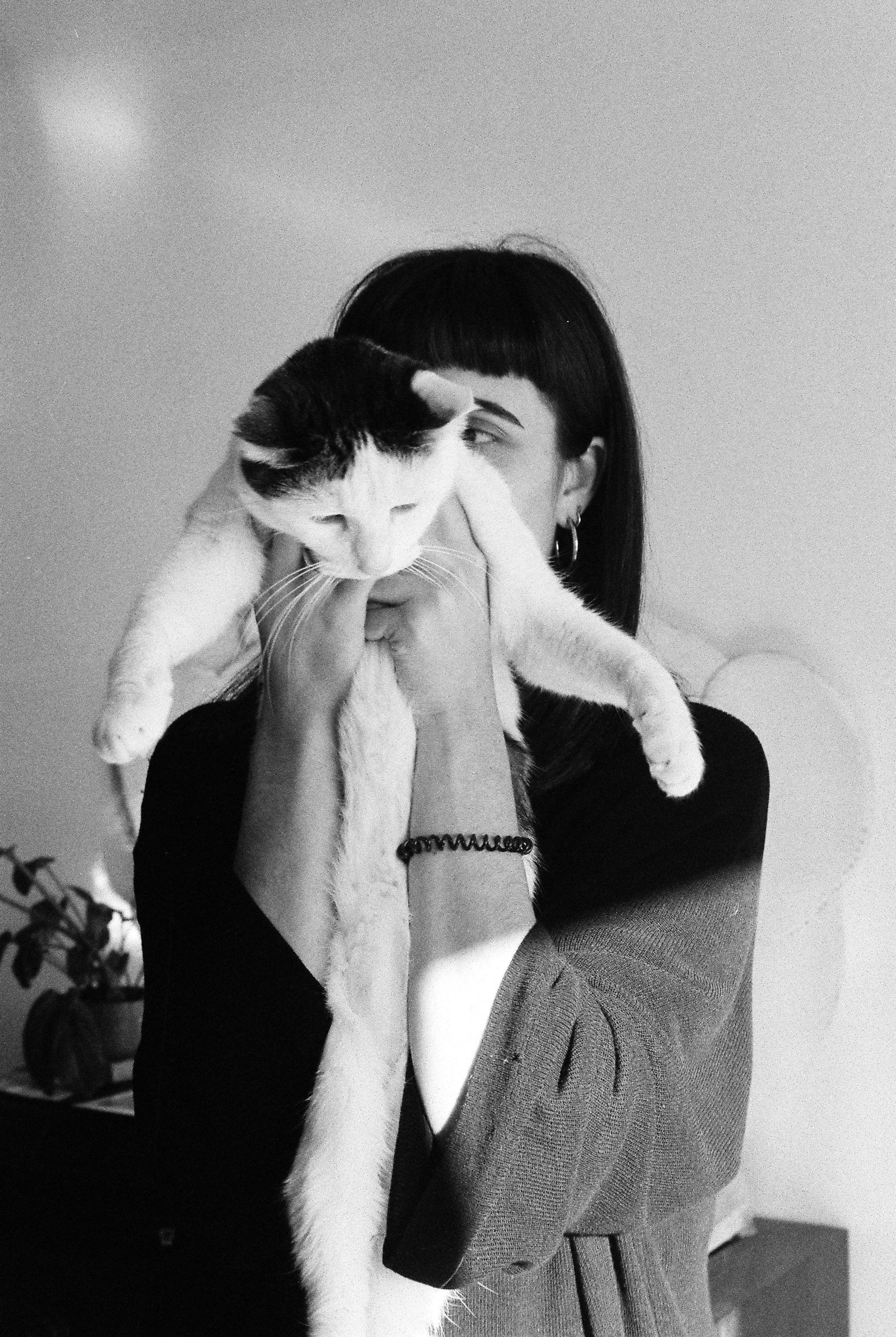 Francisca, Porto Portugal, 2022, Canon FTb, Ilford HP5 Film