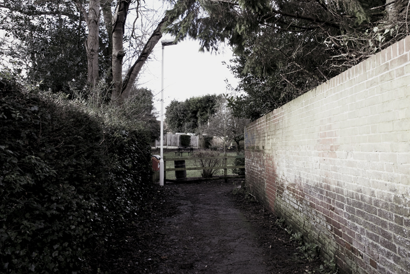 Taking yourself to be…thinking; to not be thinking; to be no thing.