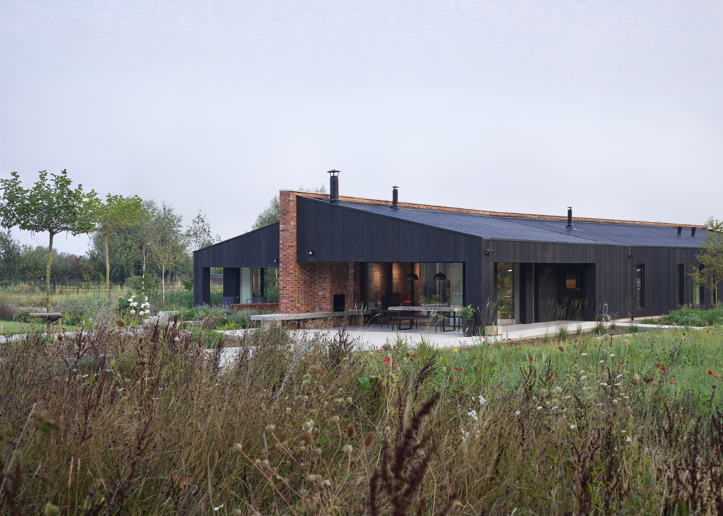 RICHARD PARR ASSOCIATES